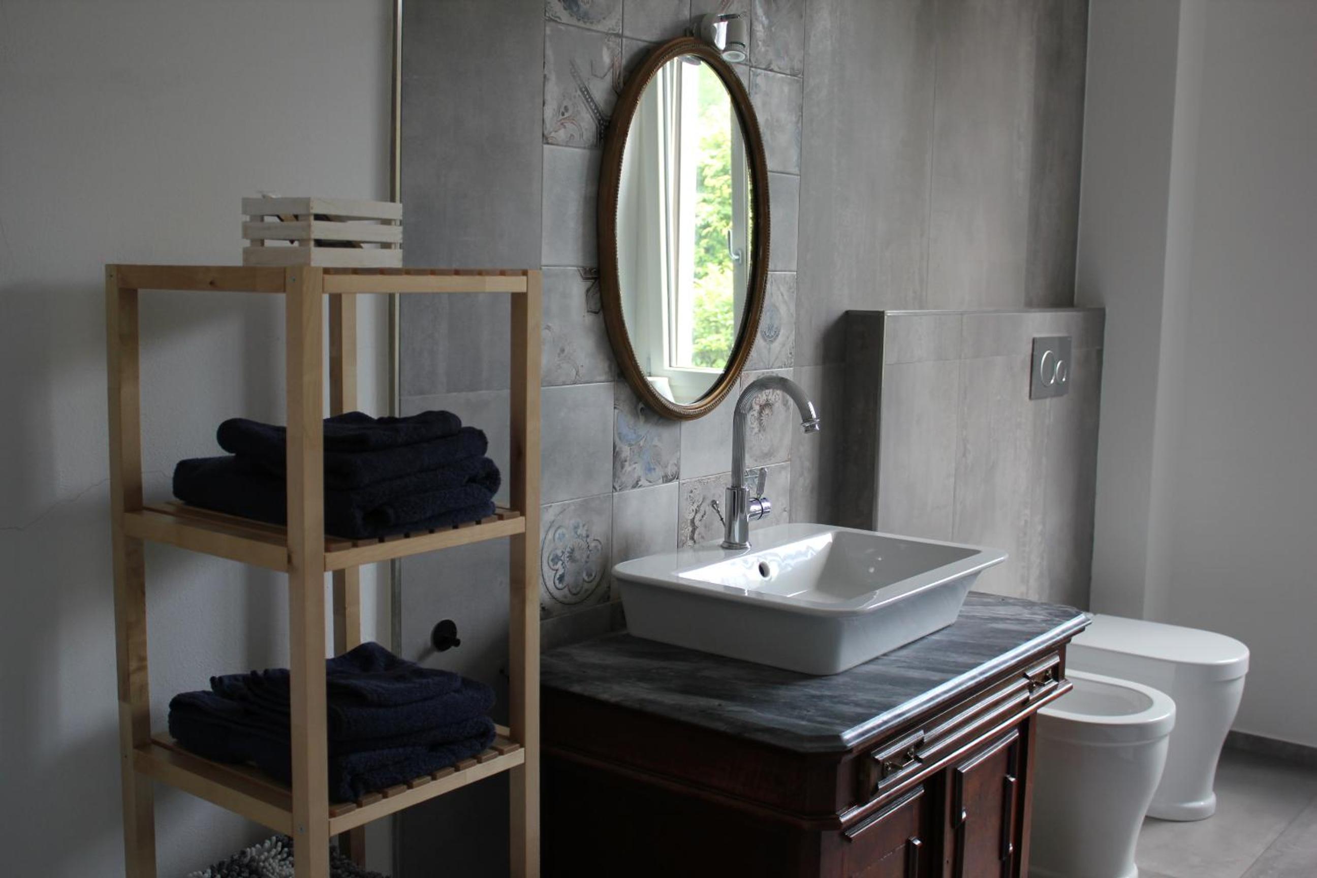 Two-Bedroom Apartment - Photo 6
