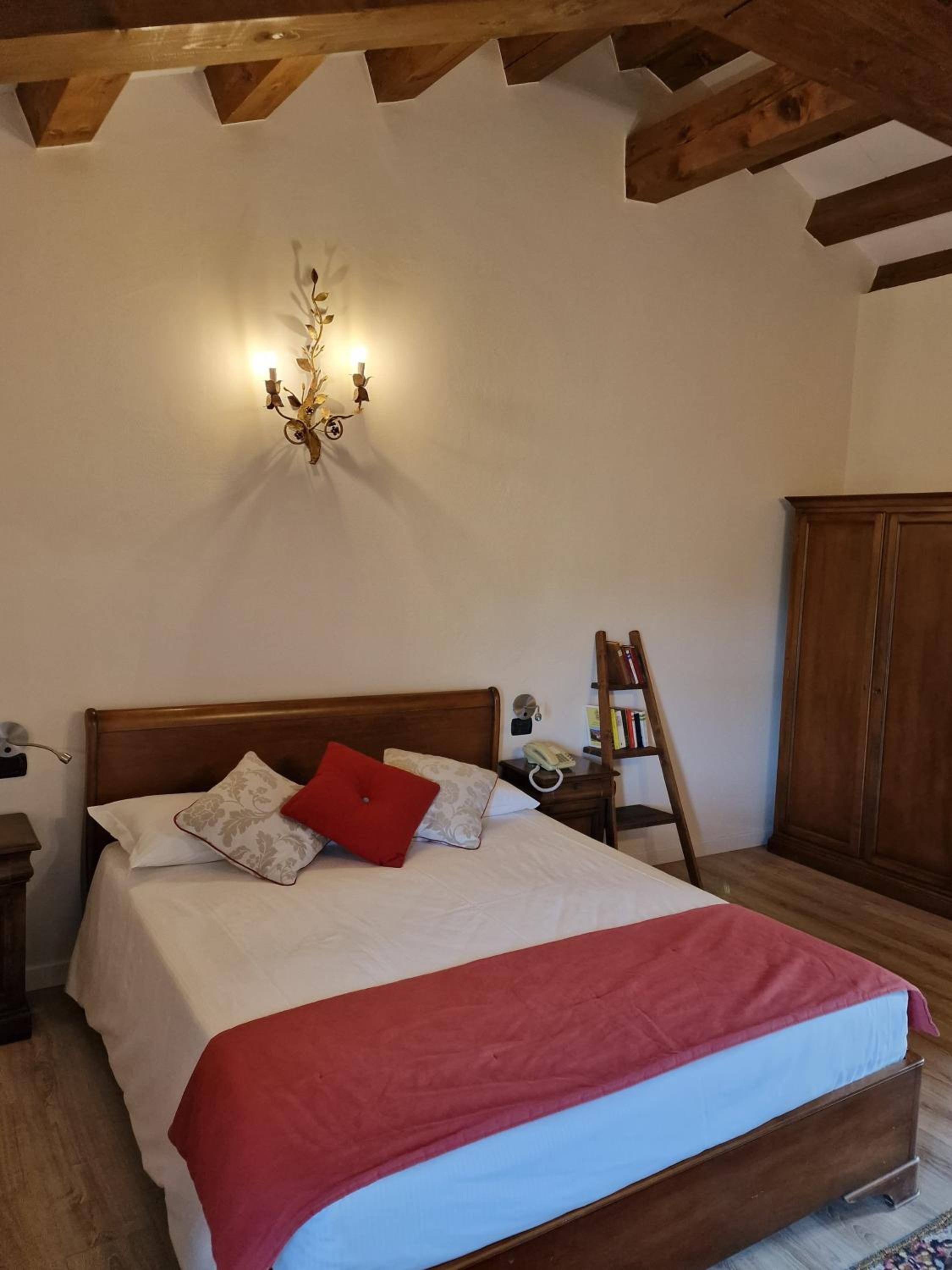 Double Room photo 3