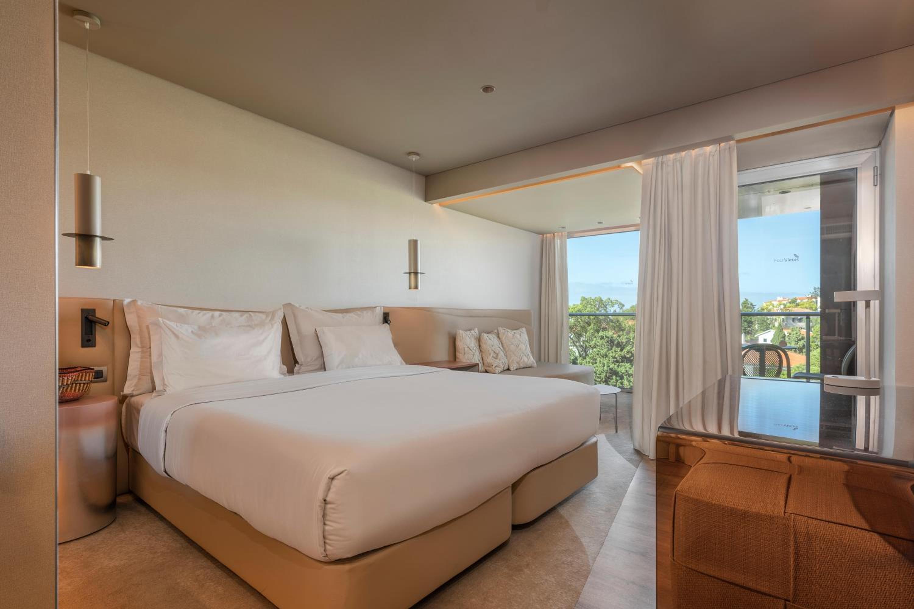 Deluxe Double Room - Photo 4