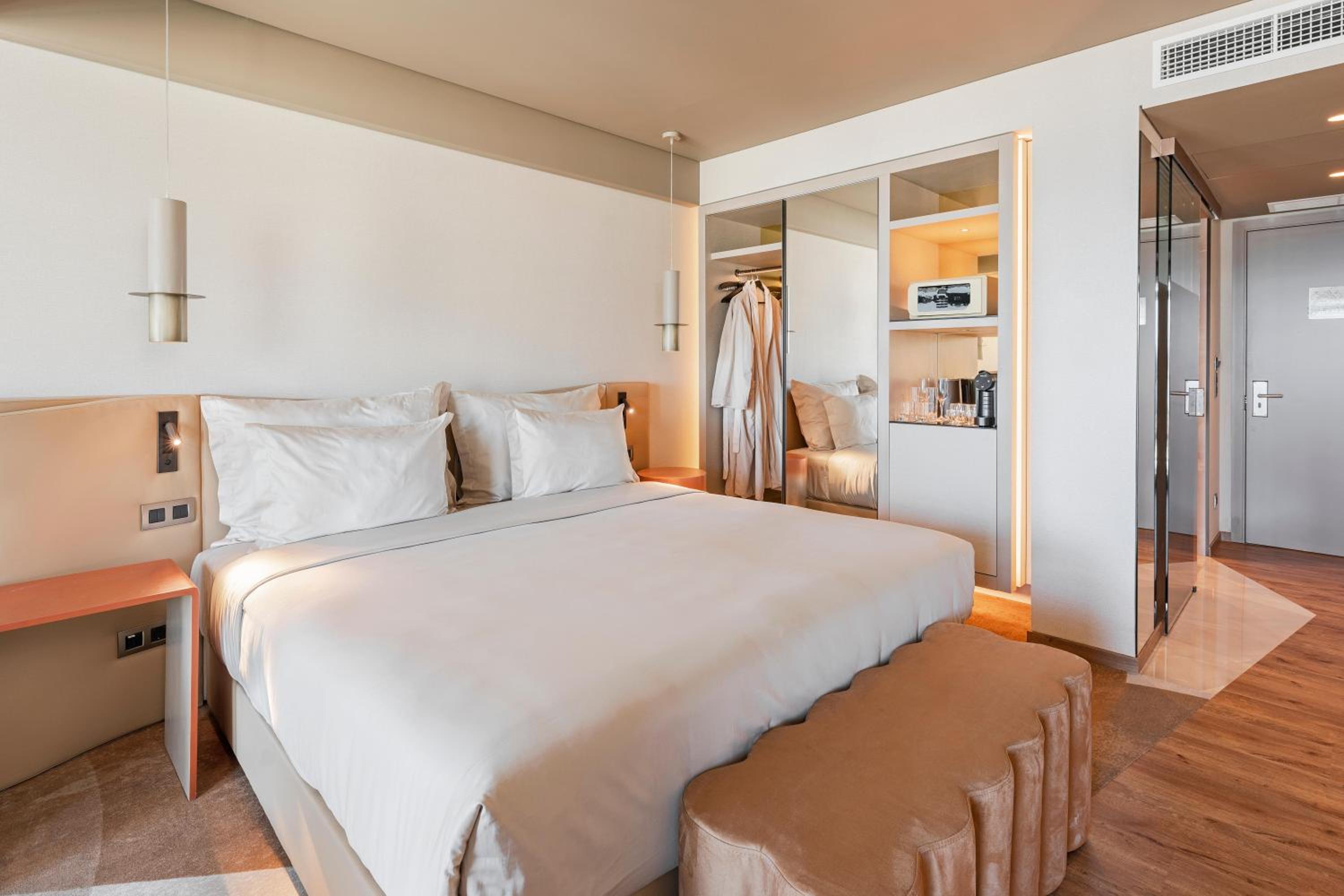 Deluxe Double Room - Photo 2