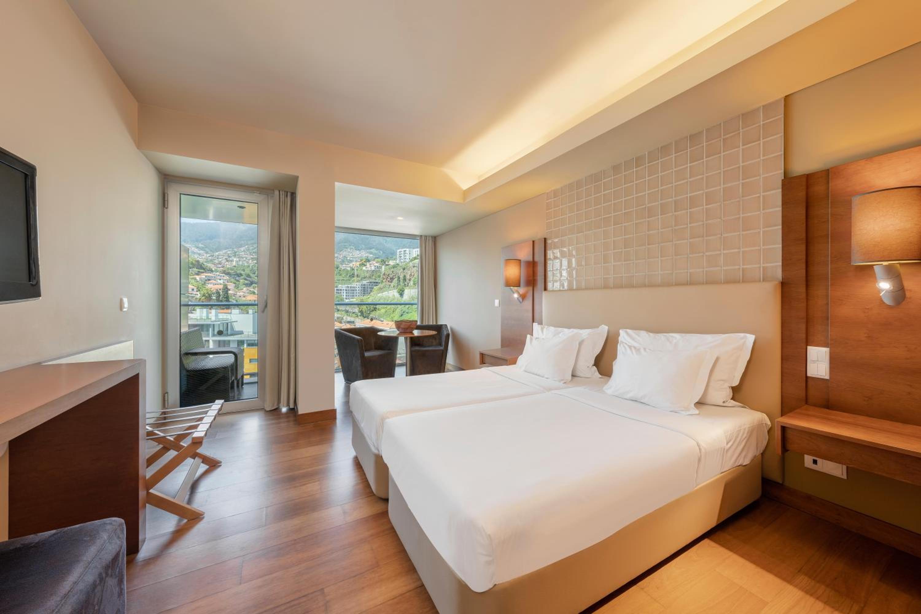 Classic Room with Mountain View - Photo 1