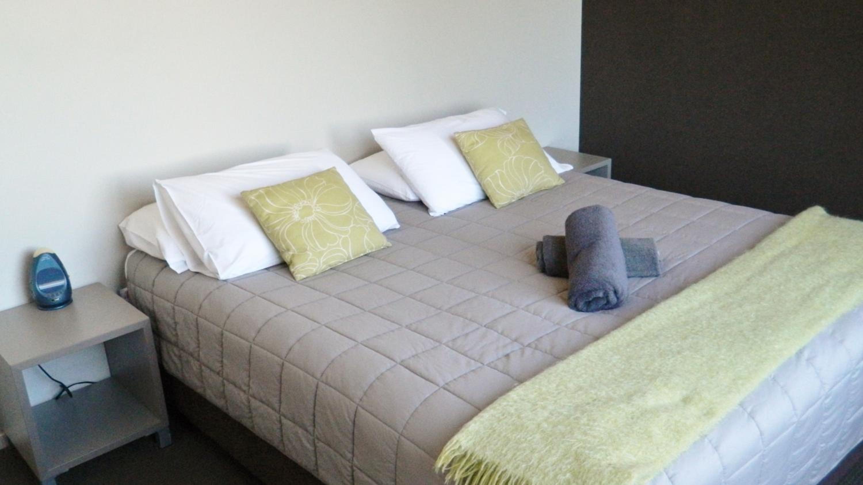 Deluxe Three-Bedroom Chalet - Photo 6