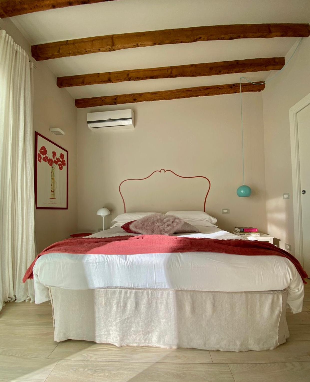 Small Double Room - Photo 9