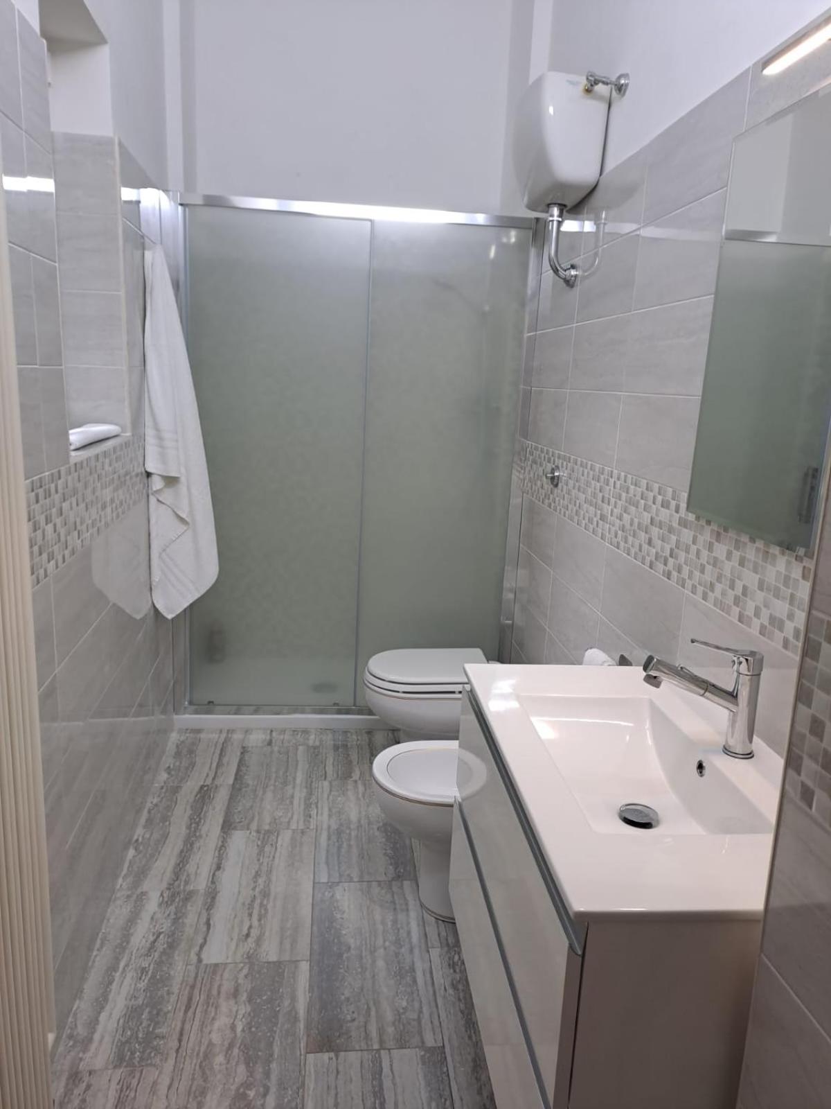 Apartment - Ground Floor photo 3