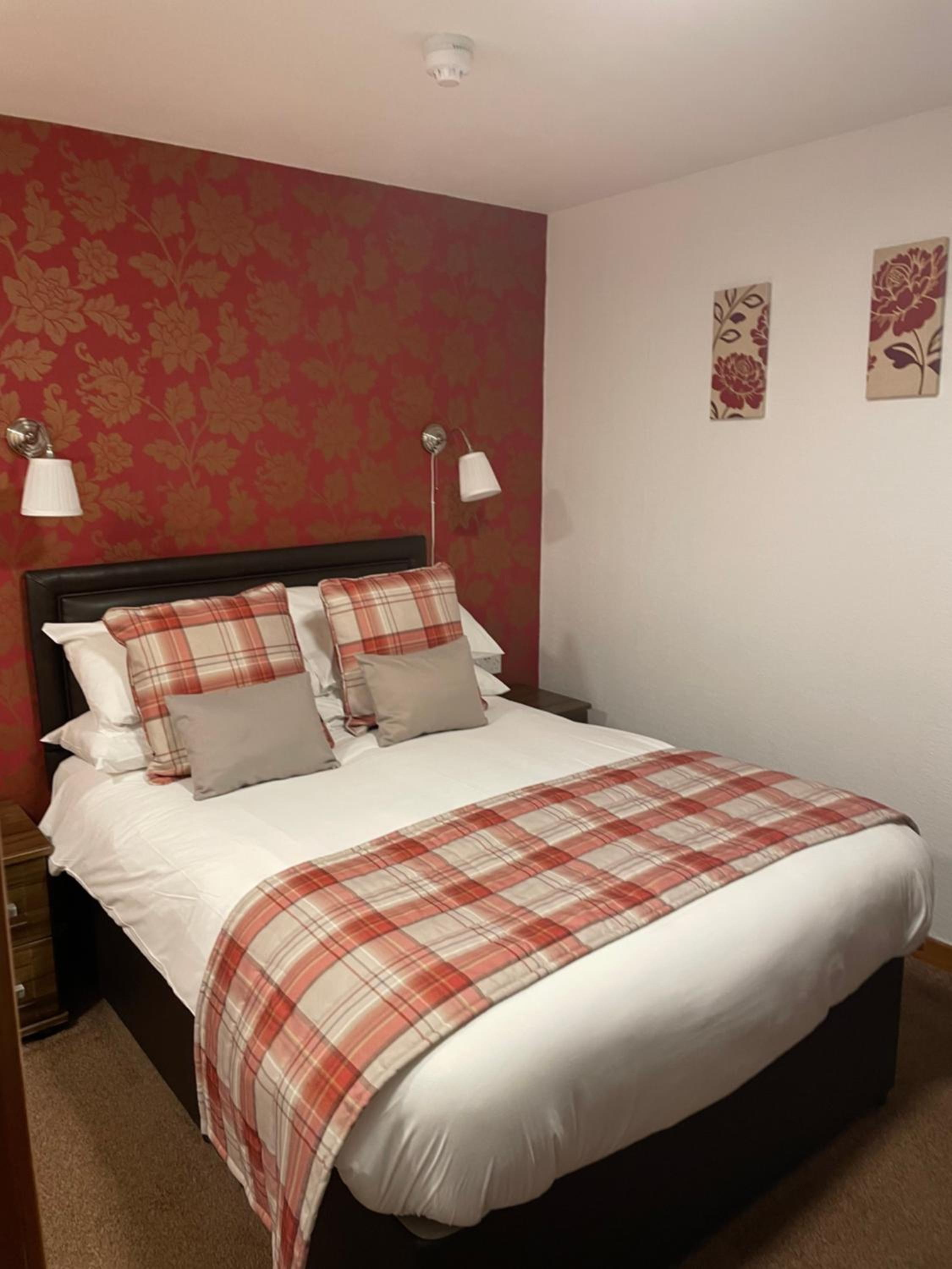 Deluxe Double or Twin Room photo 1
