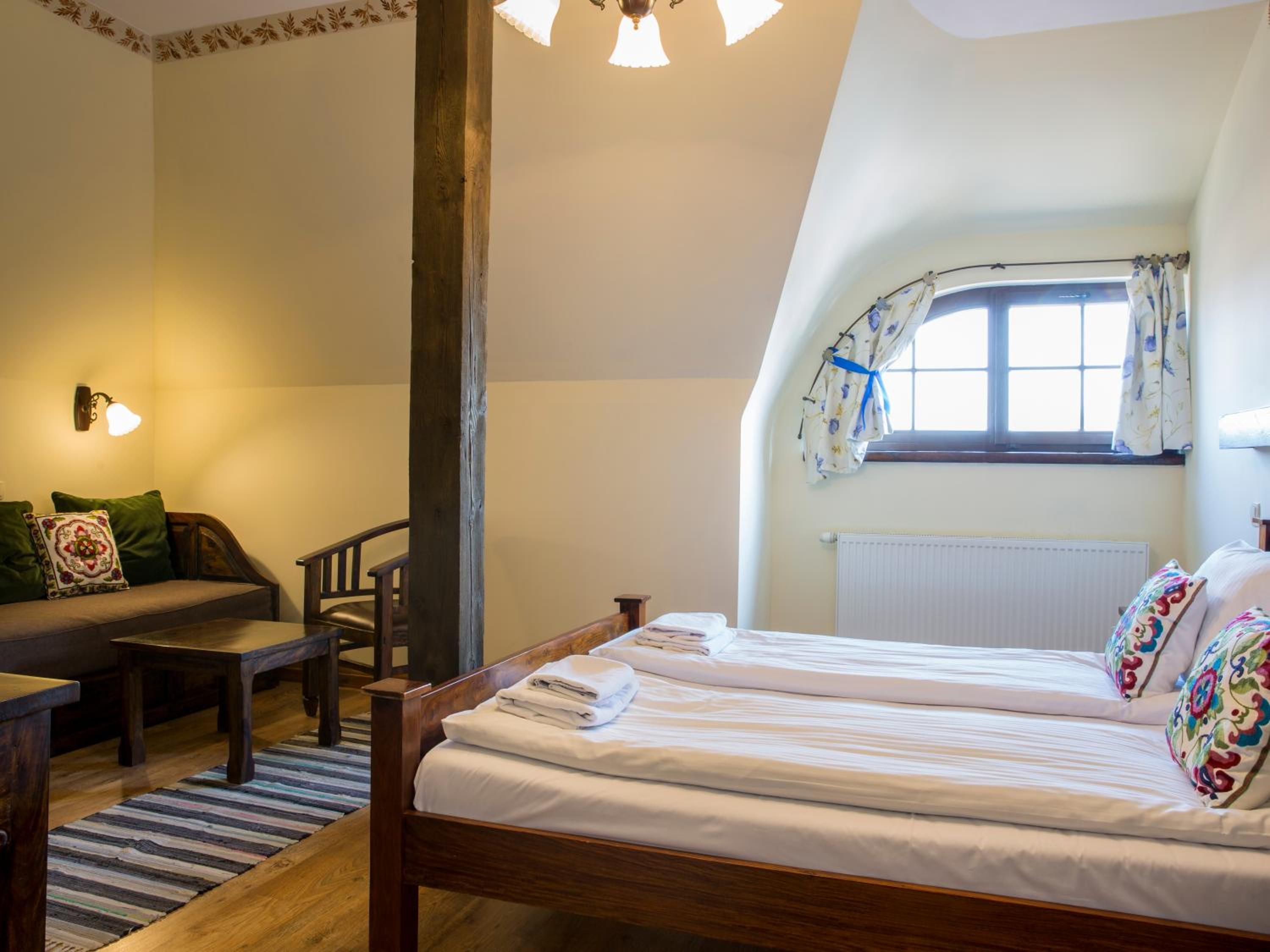 Double Room - Photo 17