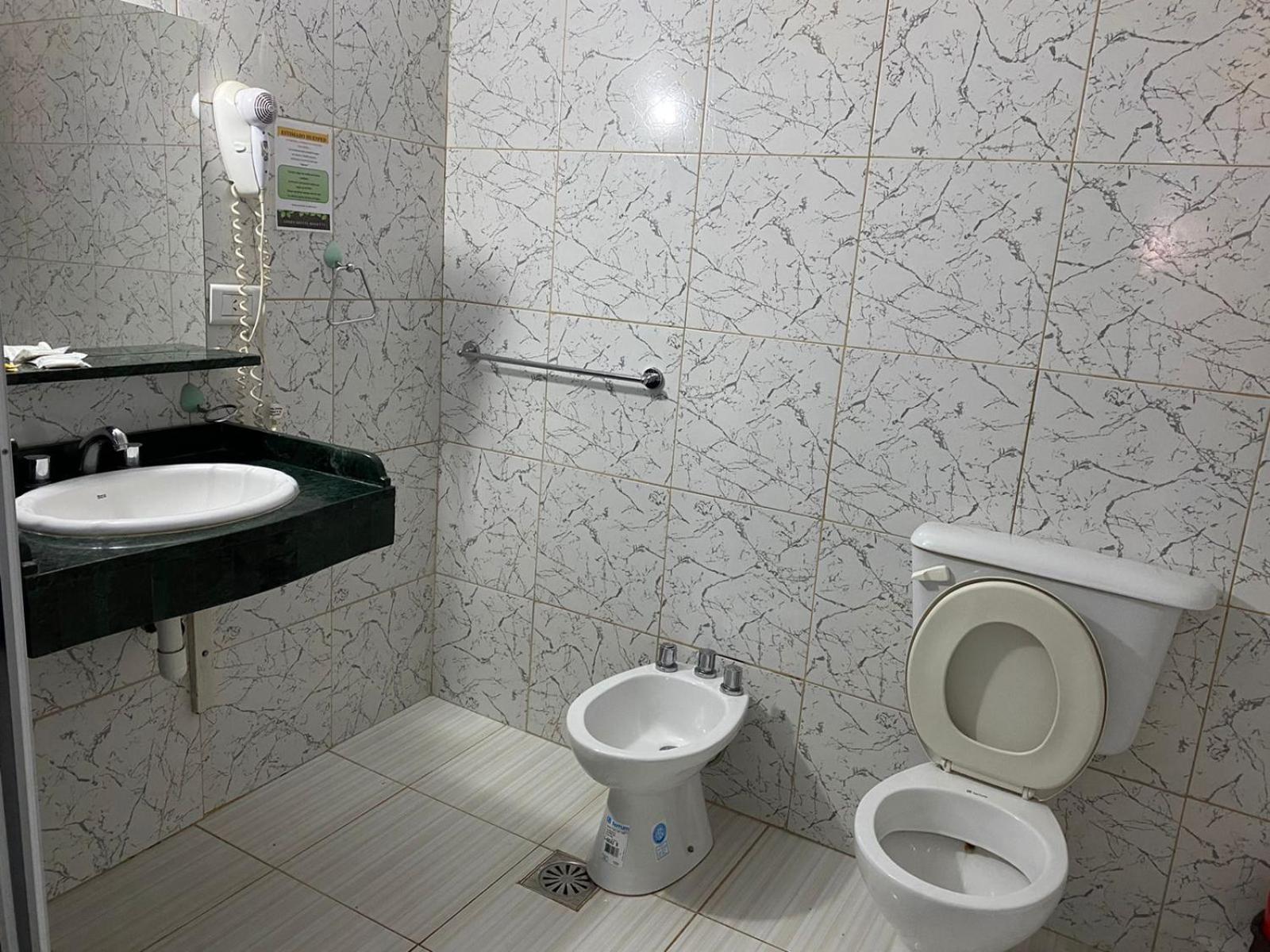 Double or Twin Room photo 2