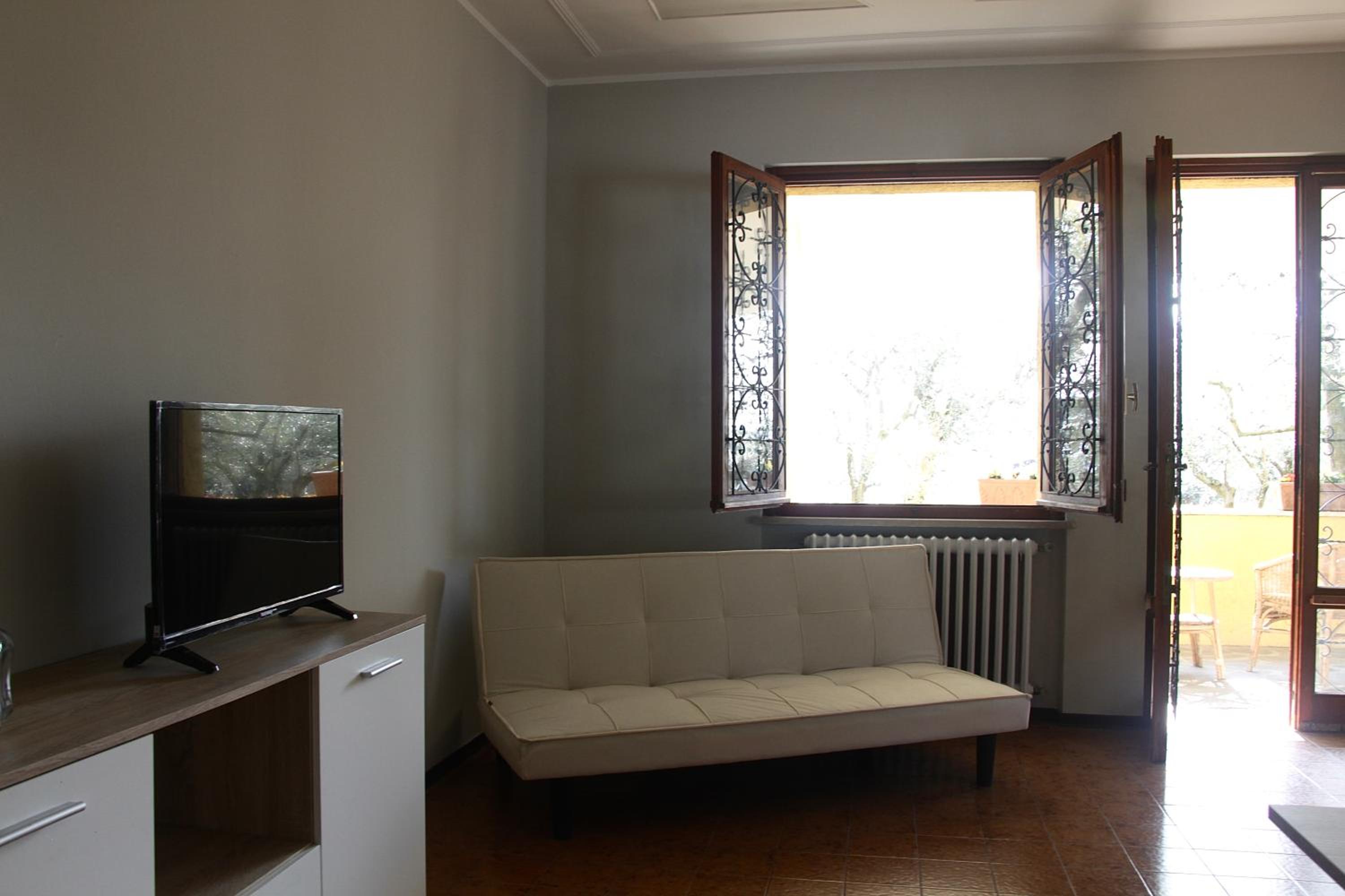 Two-Bedroom House photo 3