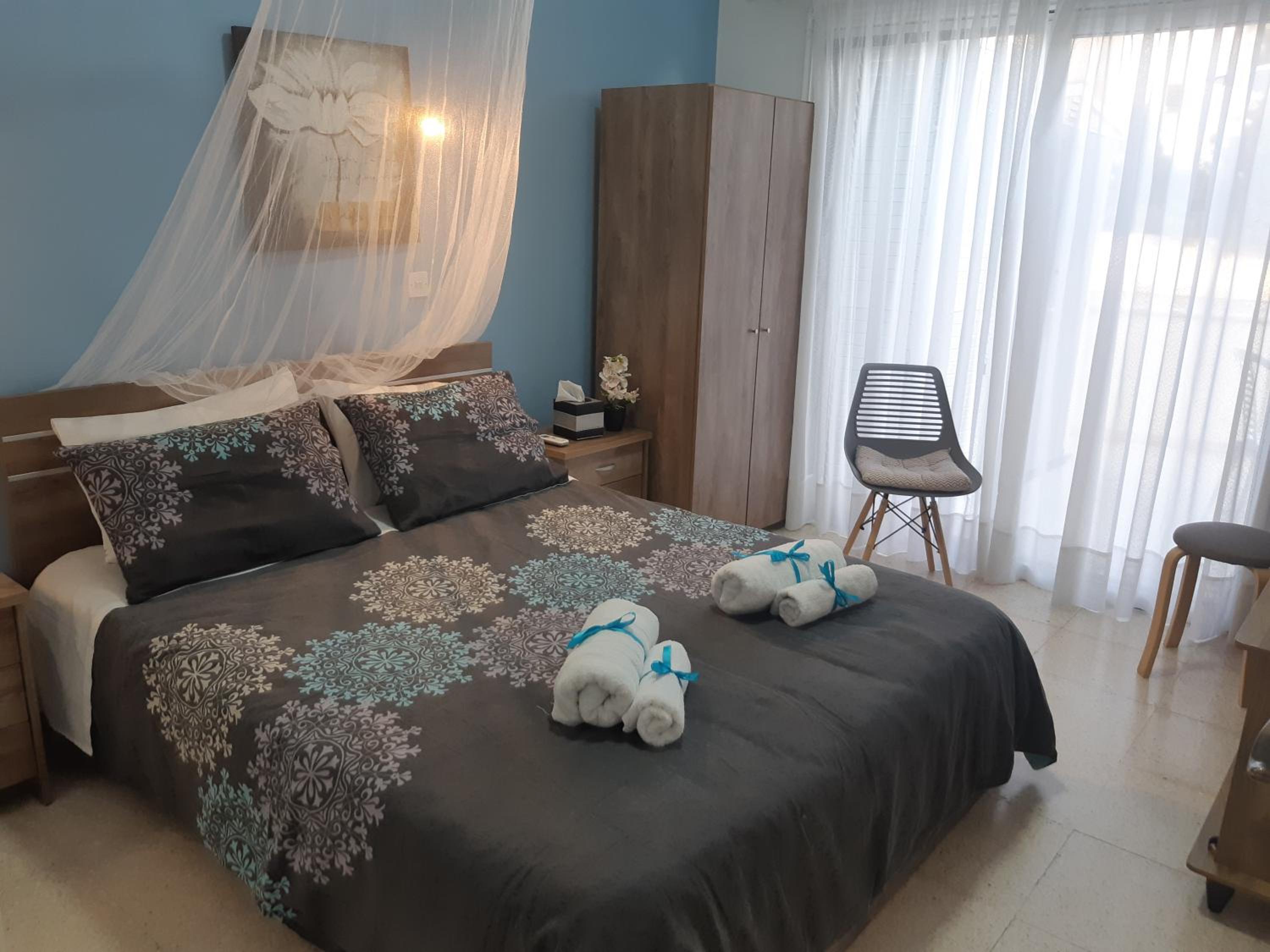 One-Bedroom House photo 3