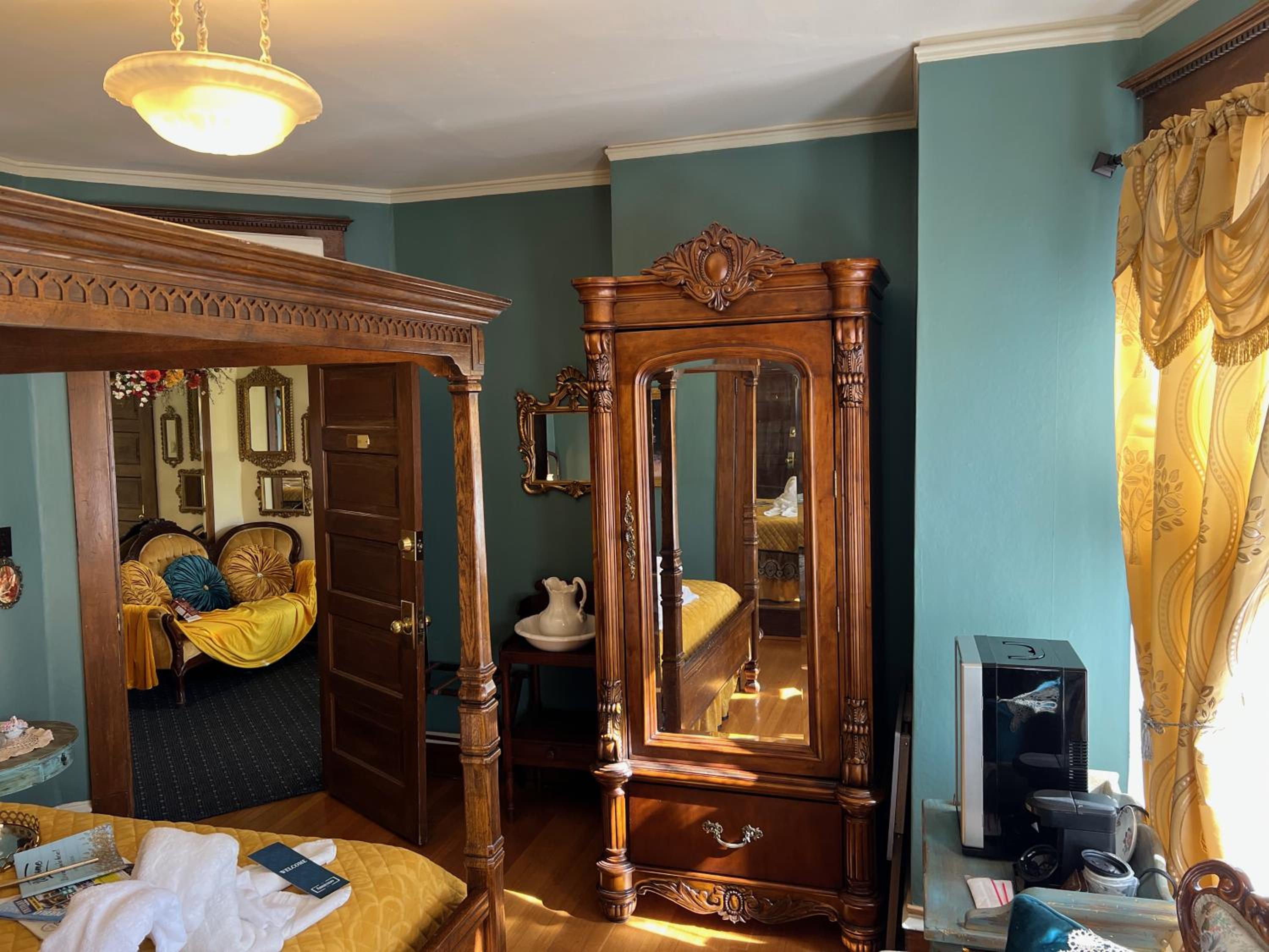 Suite with Garden View - Photo 6