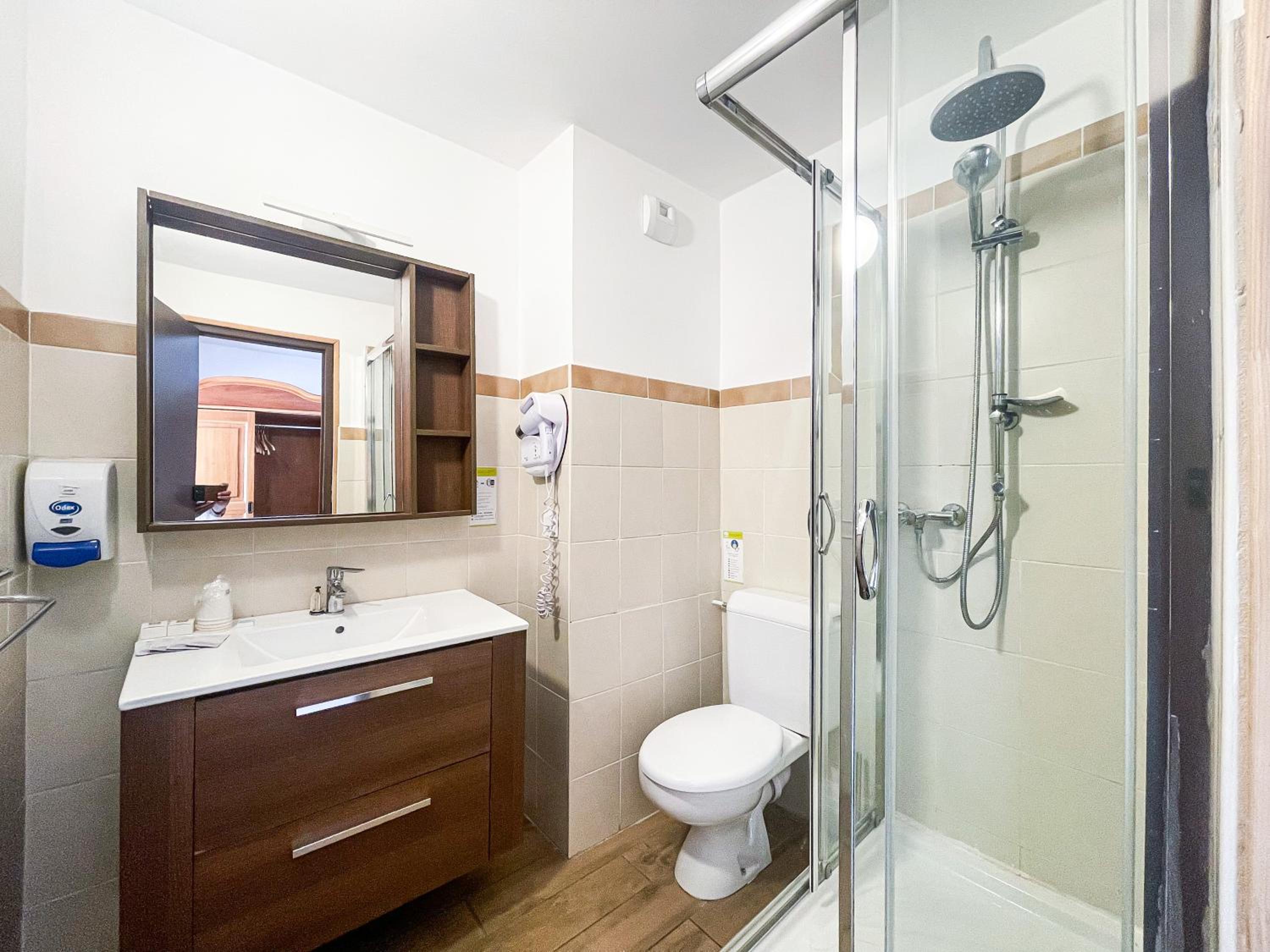Double or Twin Room with Mountain View photo 1