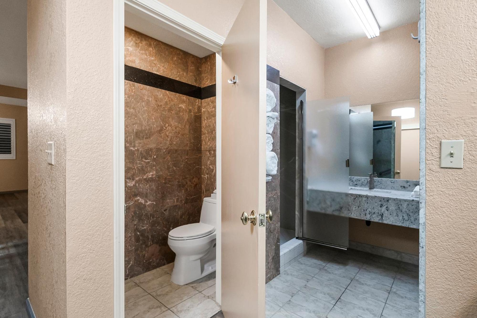 Mini Suite - Photo 3