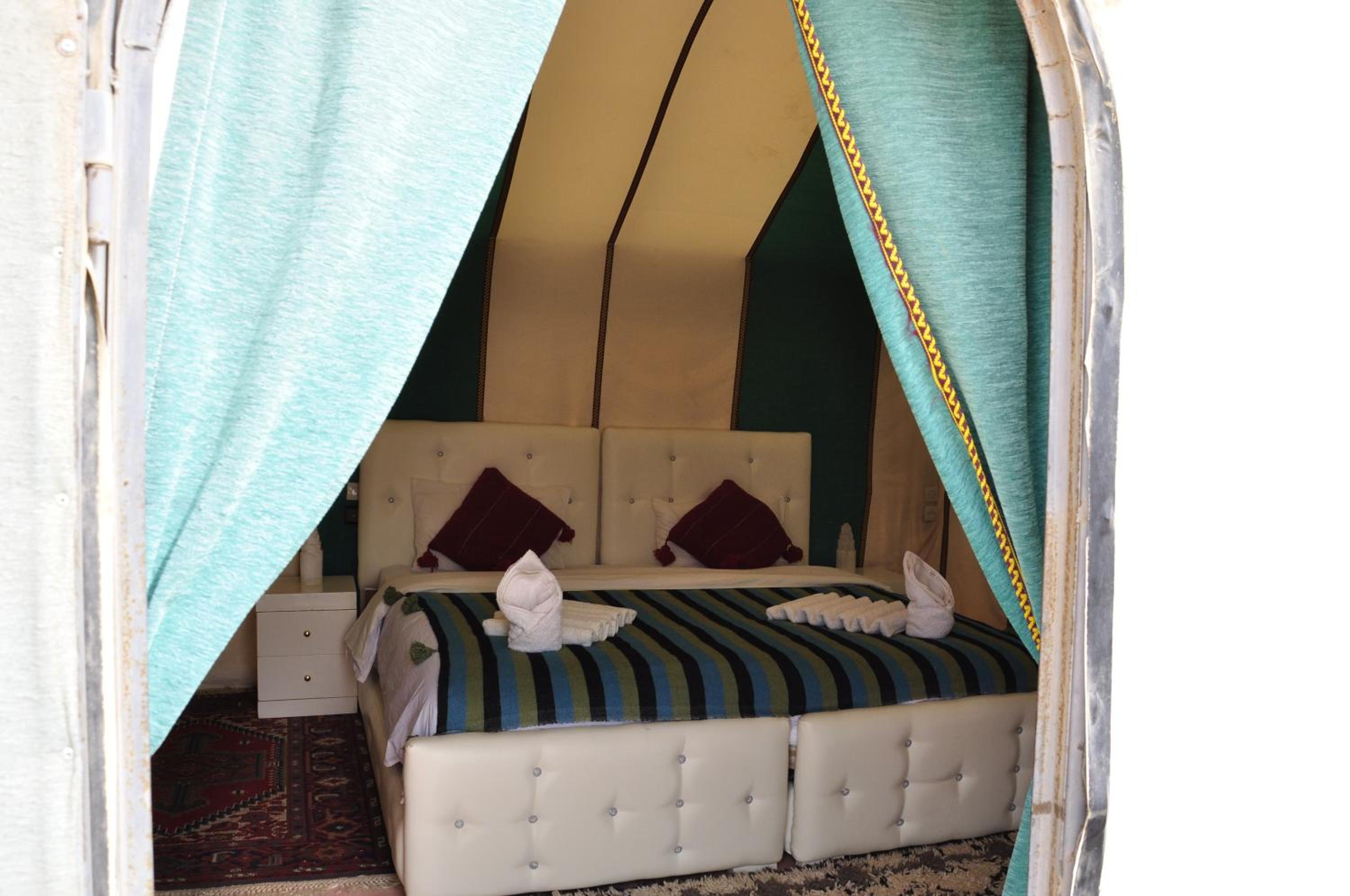 Quadruple Room - Photo 9
