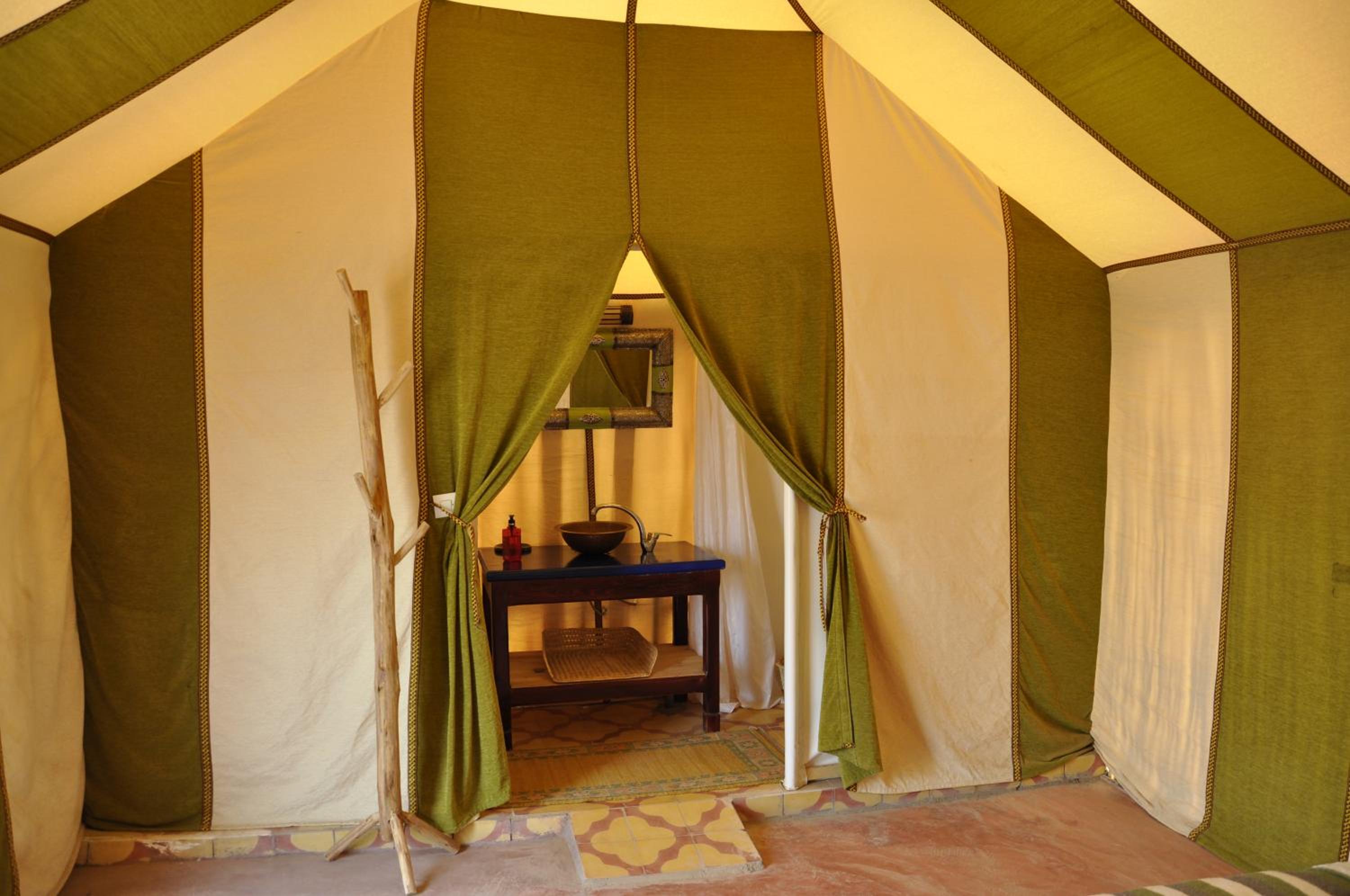 Quadruple Room - Photo 1