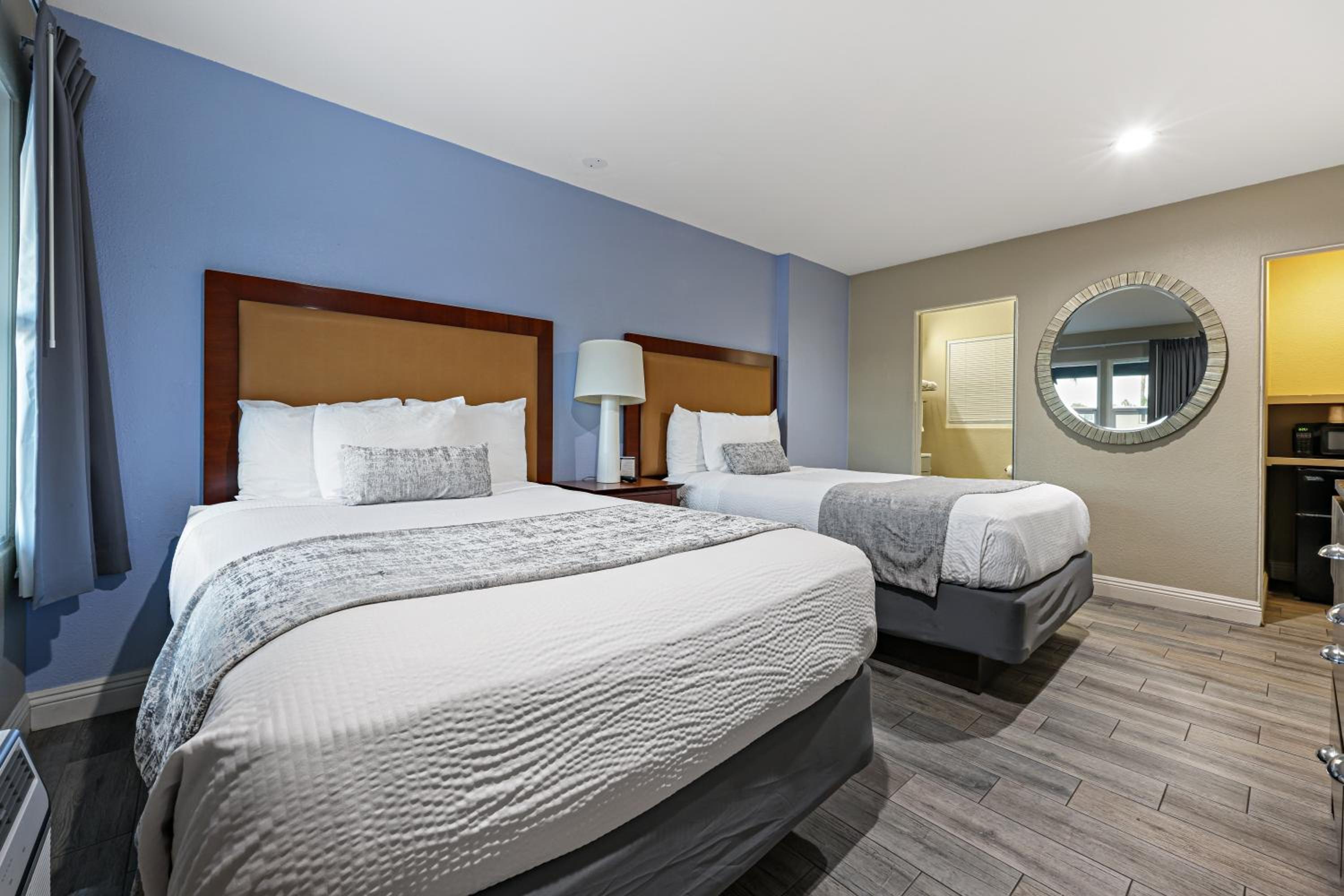 Superior Queen Room - Photo 1