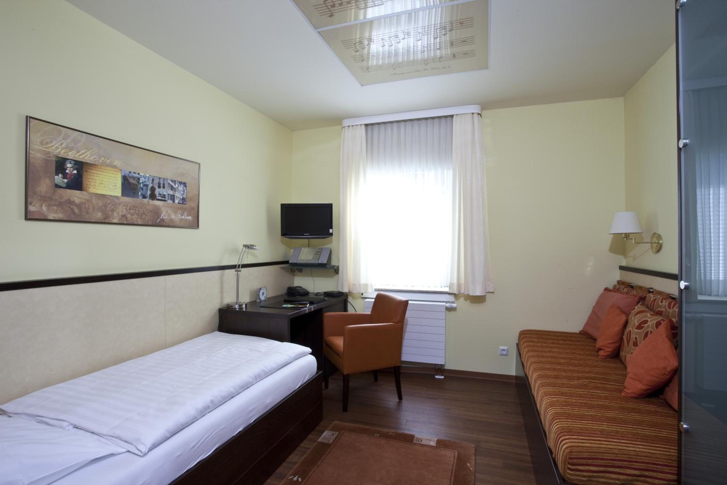 Themed Room photo 3
