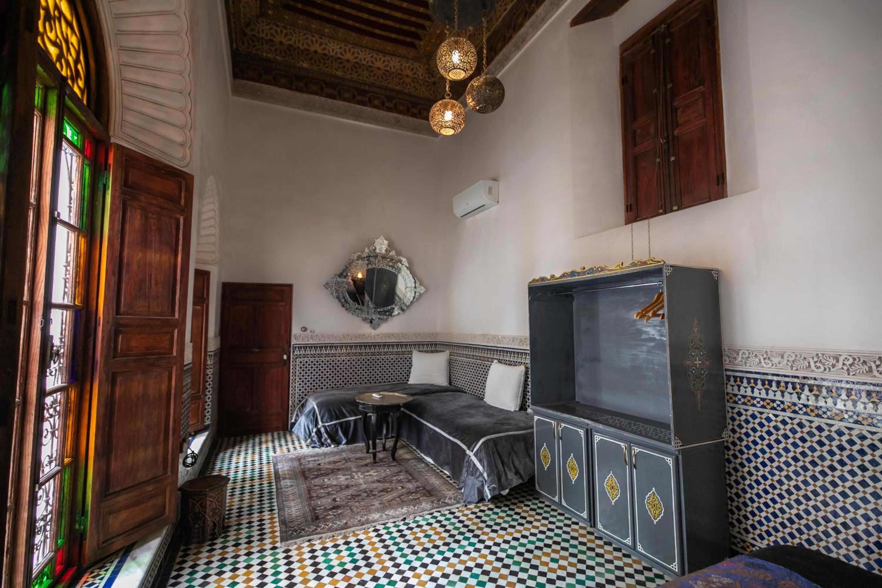 Basic Triple Room - Photo 11