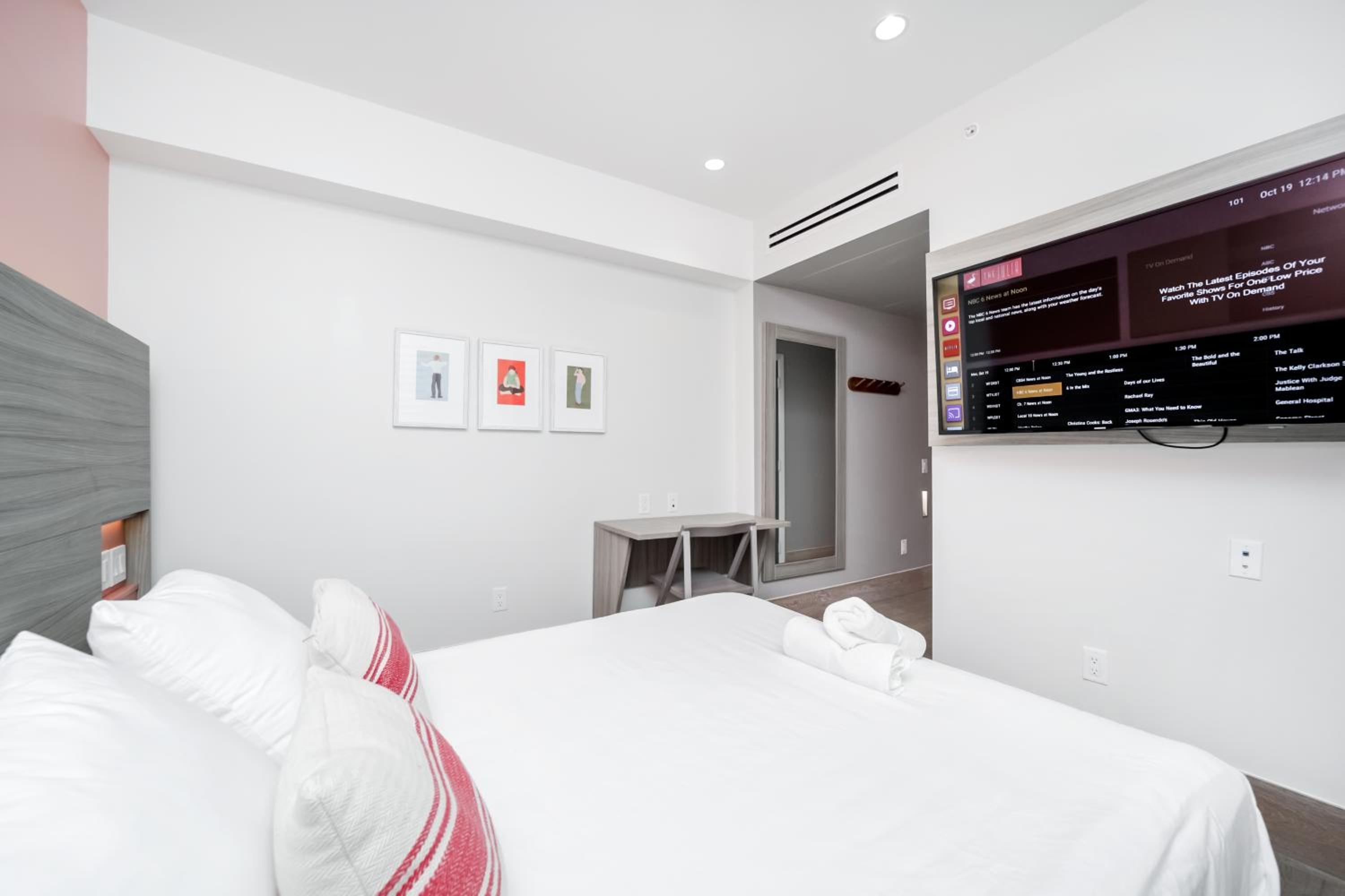 Queen Room - Disability Access