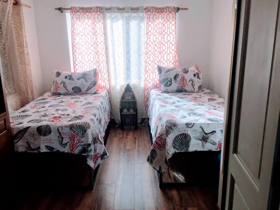 Three-Bedroom House photo 1