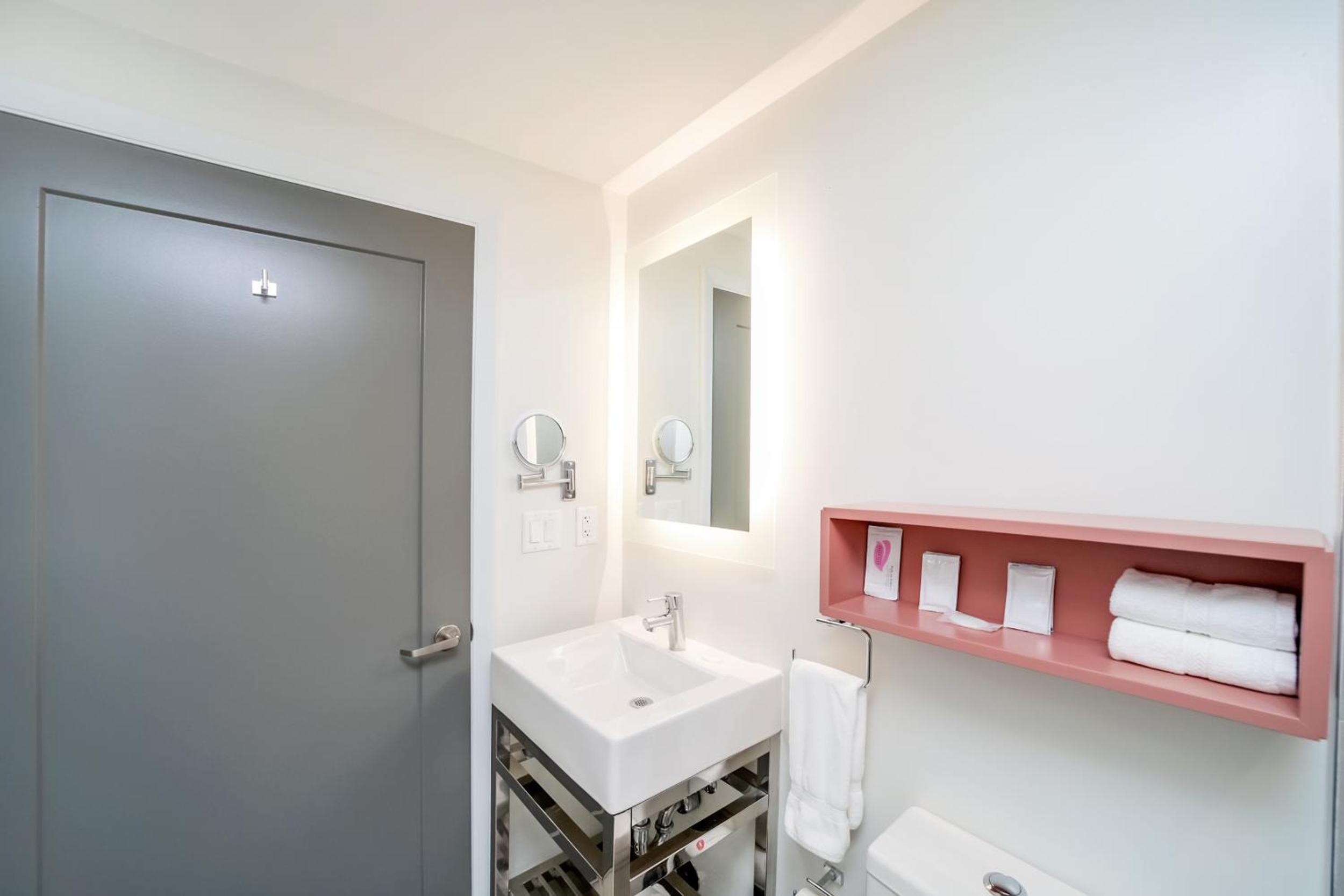 Double Height Ceiling King Room - (Self Check-in)