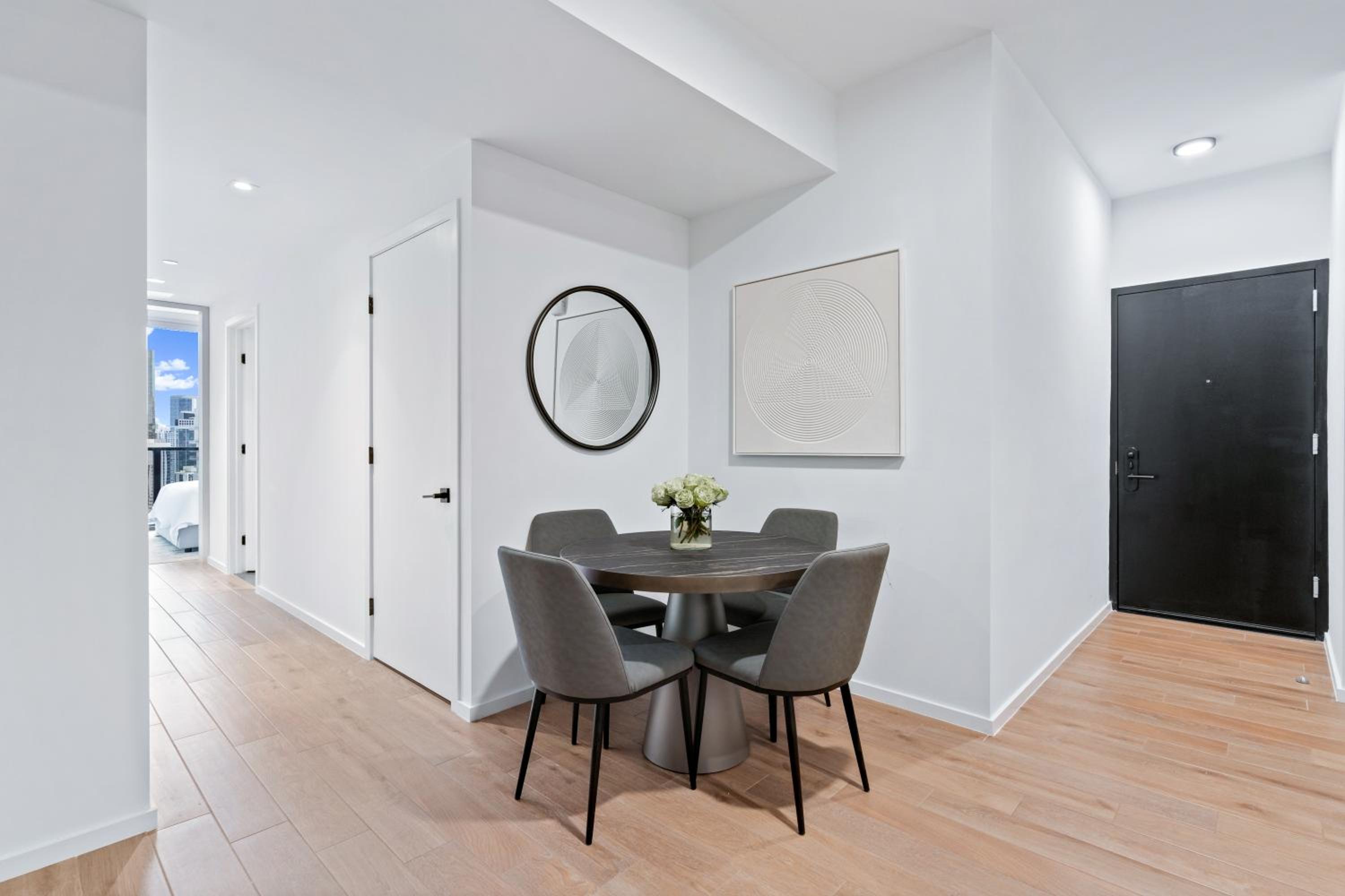 Bay View One Bedroom Suite with King Bed ADA thumbnail 5