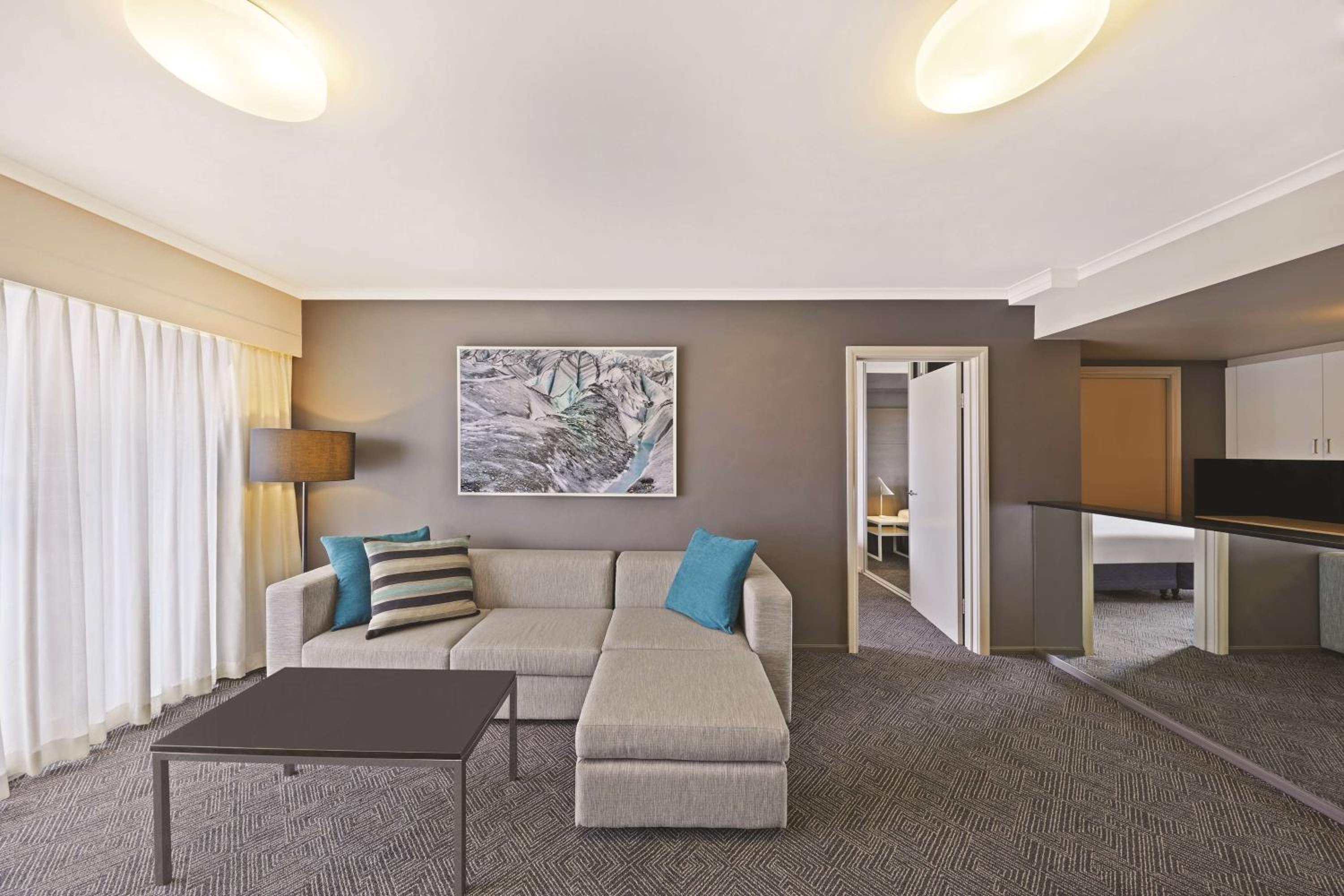 2 Bedroom Apartment with Balcony and View thumbnail 6
