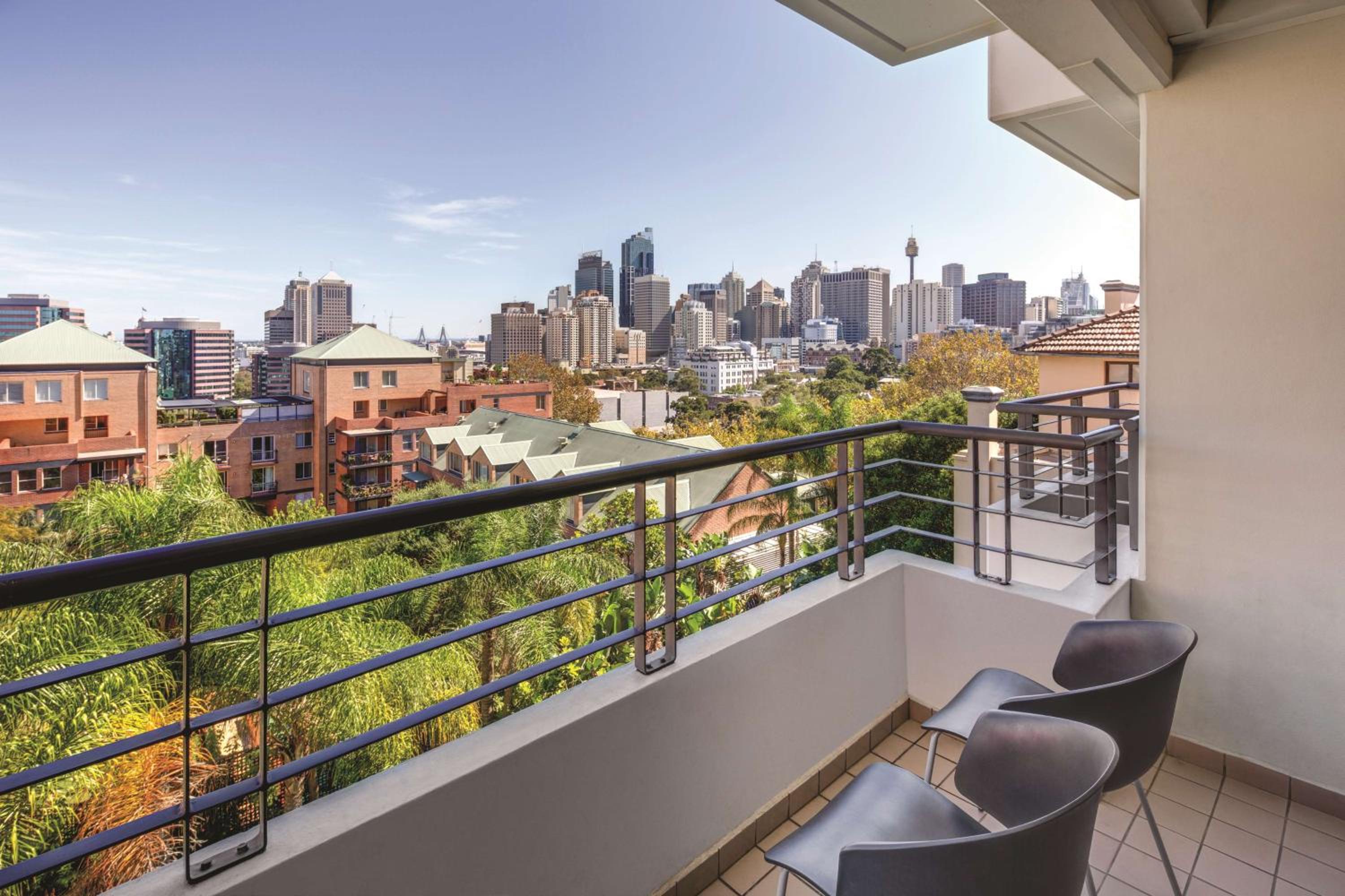 1 Bedroom Apartment with Balcony and View
