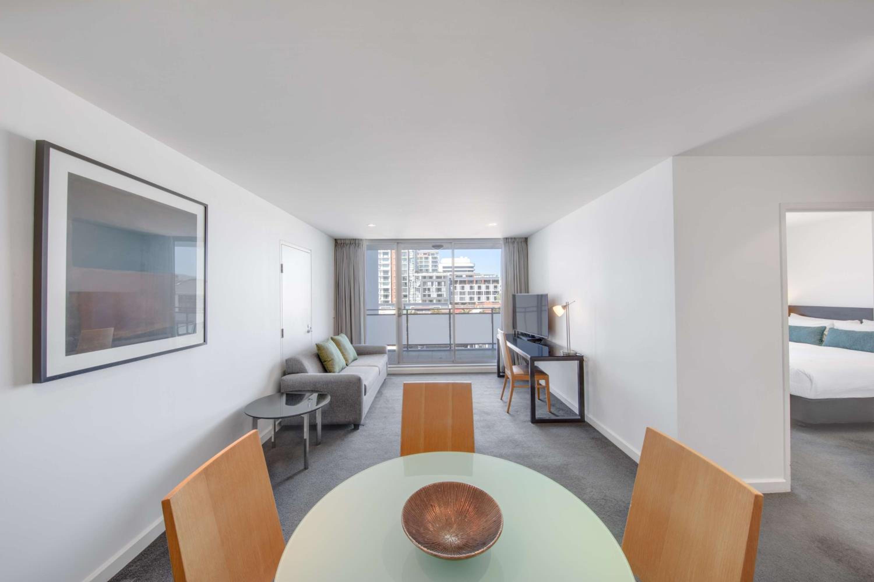 One-Bedroom Apartment - Photo 12