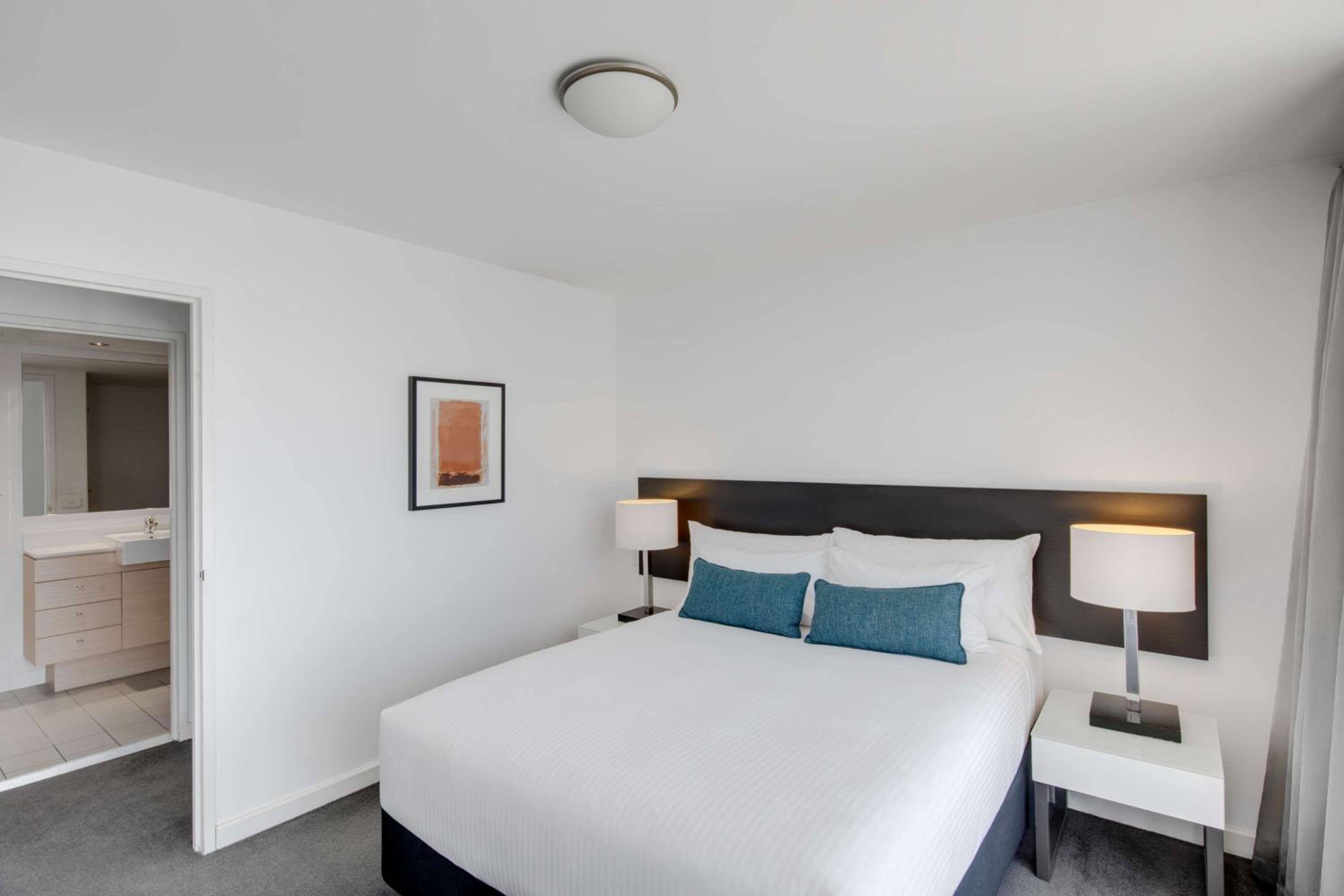Two-Bedroom Apartment - Interconnecting - Photo 4
