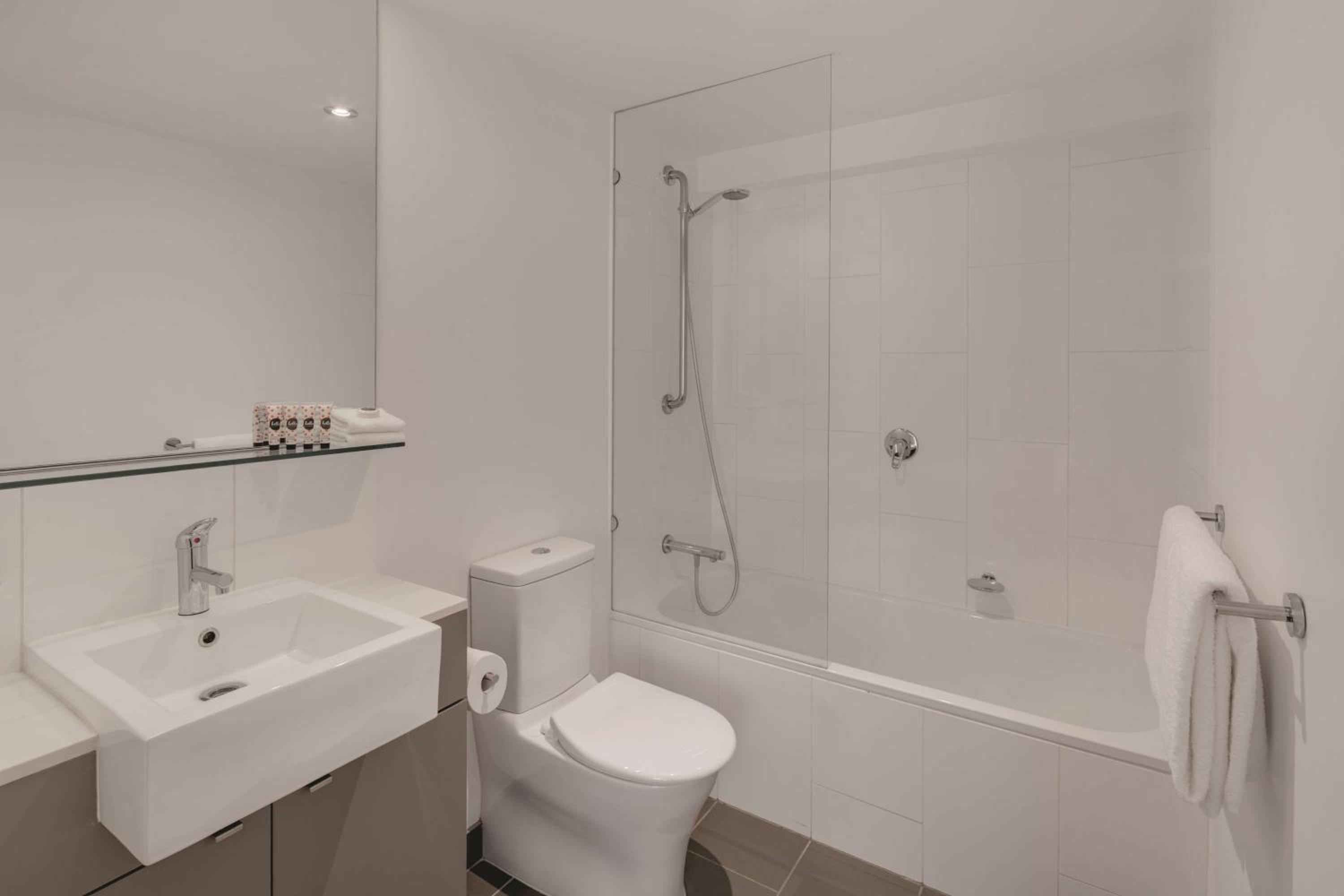 Two-Bedroom Apartment - Photo 5