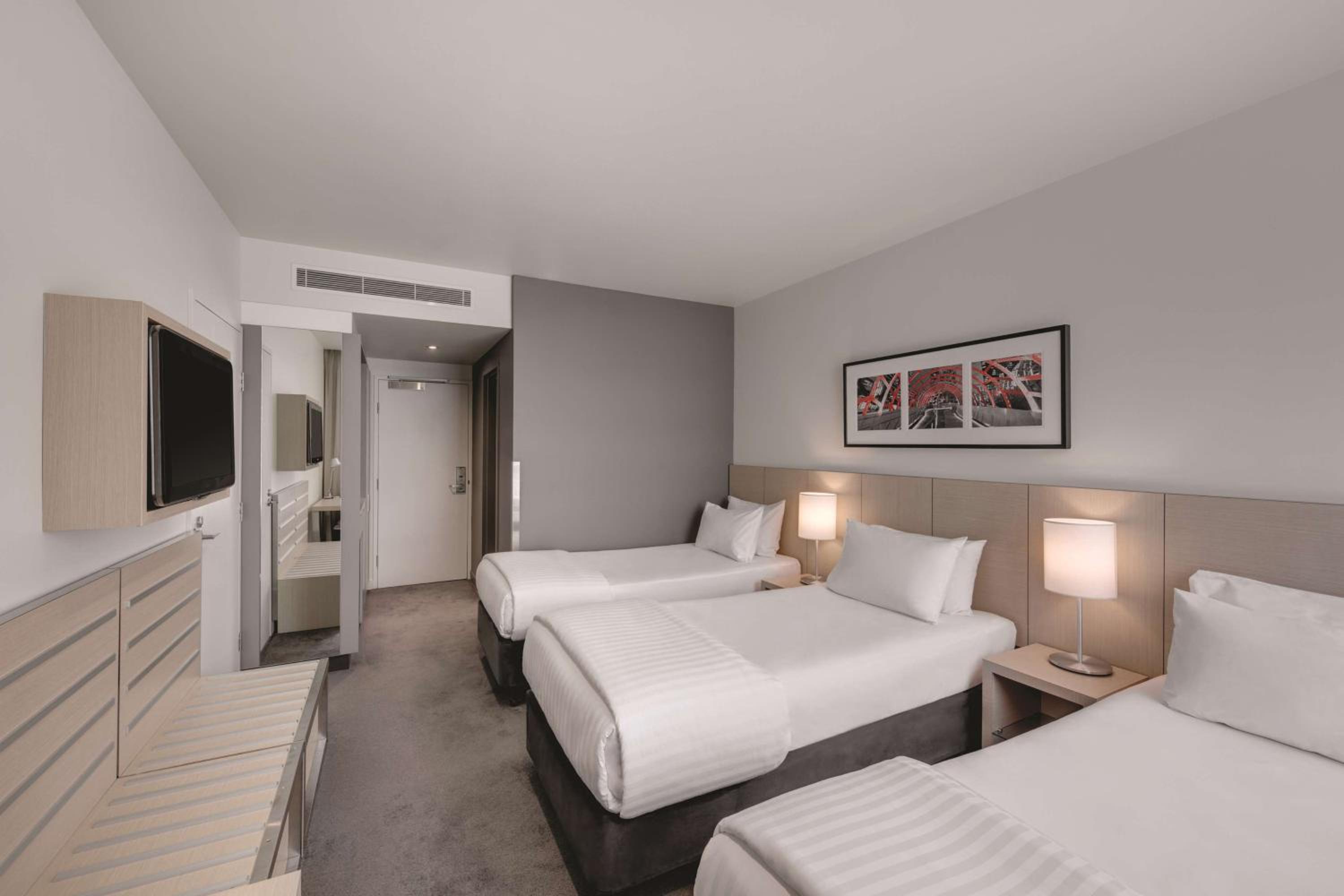 Standard Triple Room - Photo 4