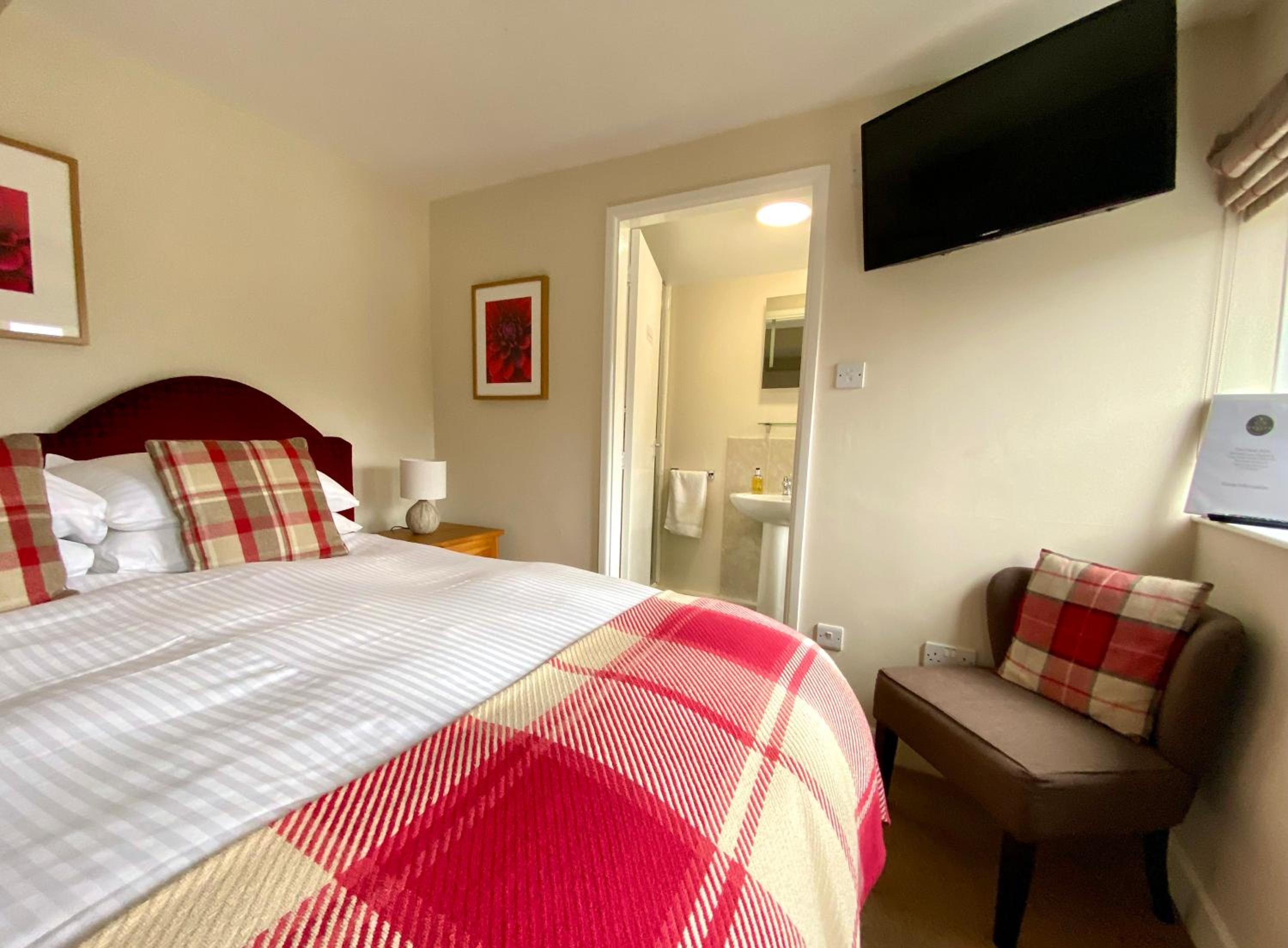 Double or Twin Room with Bathroom photo 3