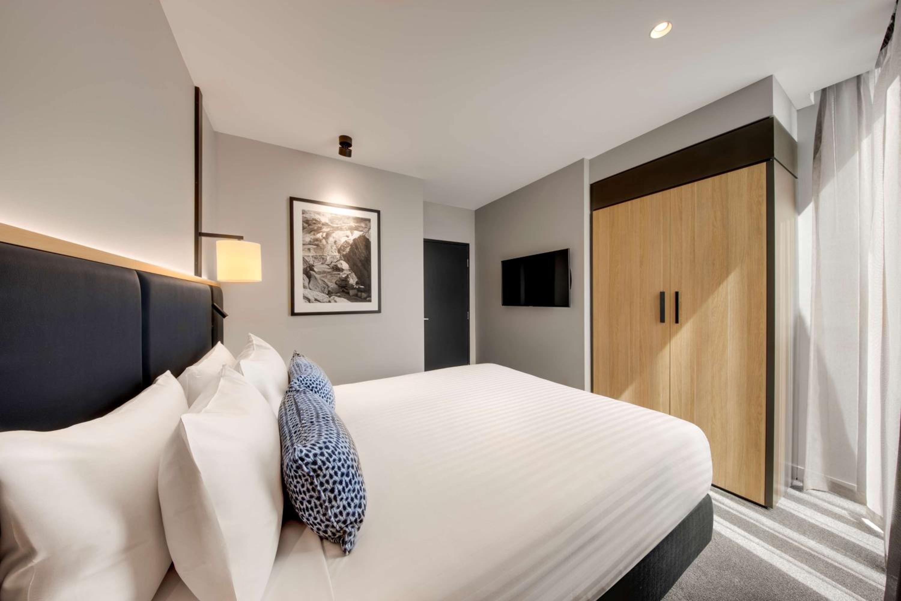 Standard Double or Twin Room - Photo 4