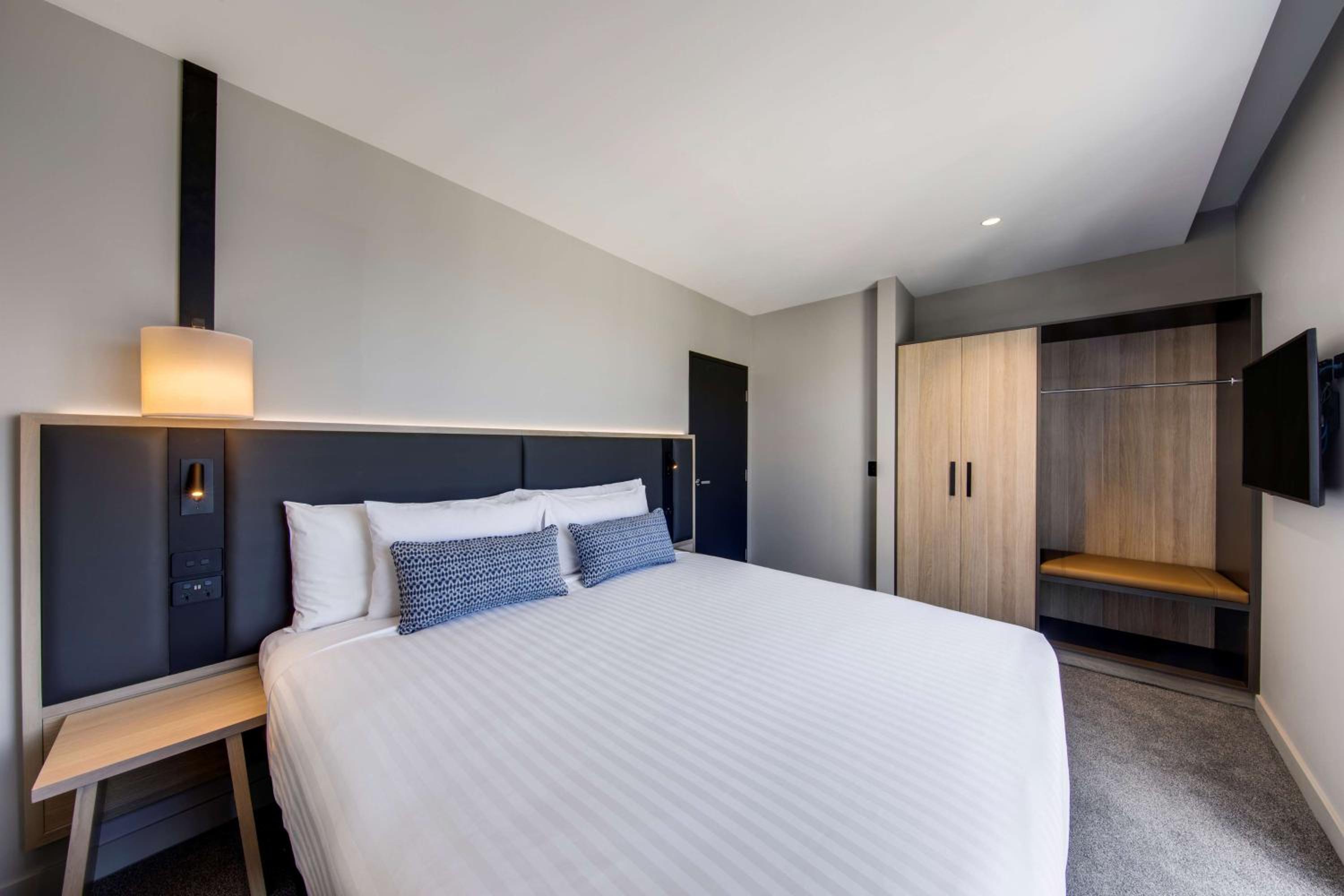 Two-Bedroom Apartment thumbnail 6
