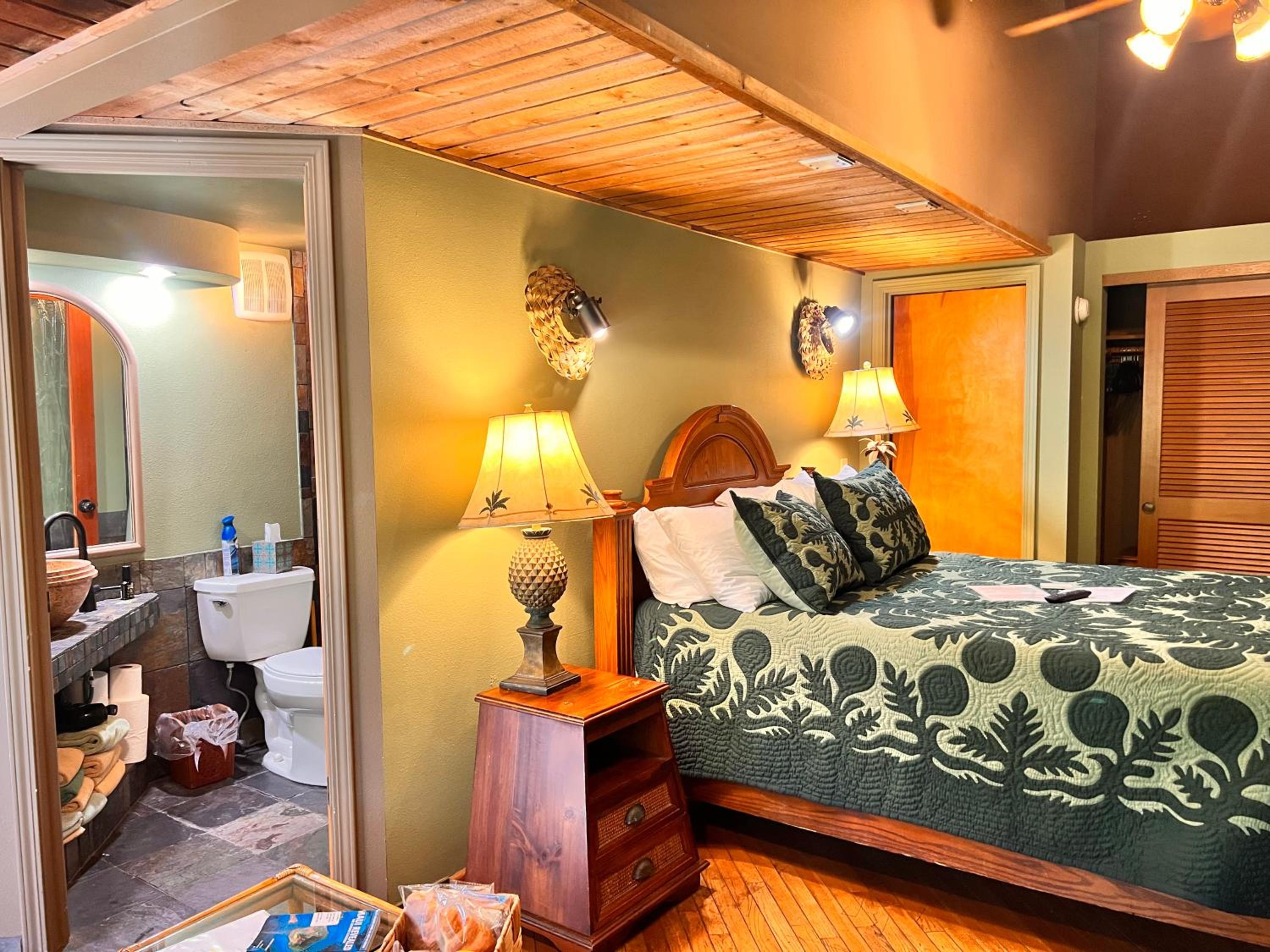Queen Room - Photo 1