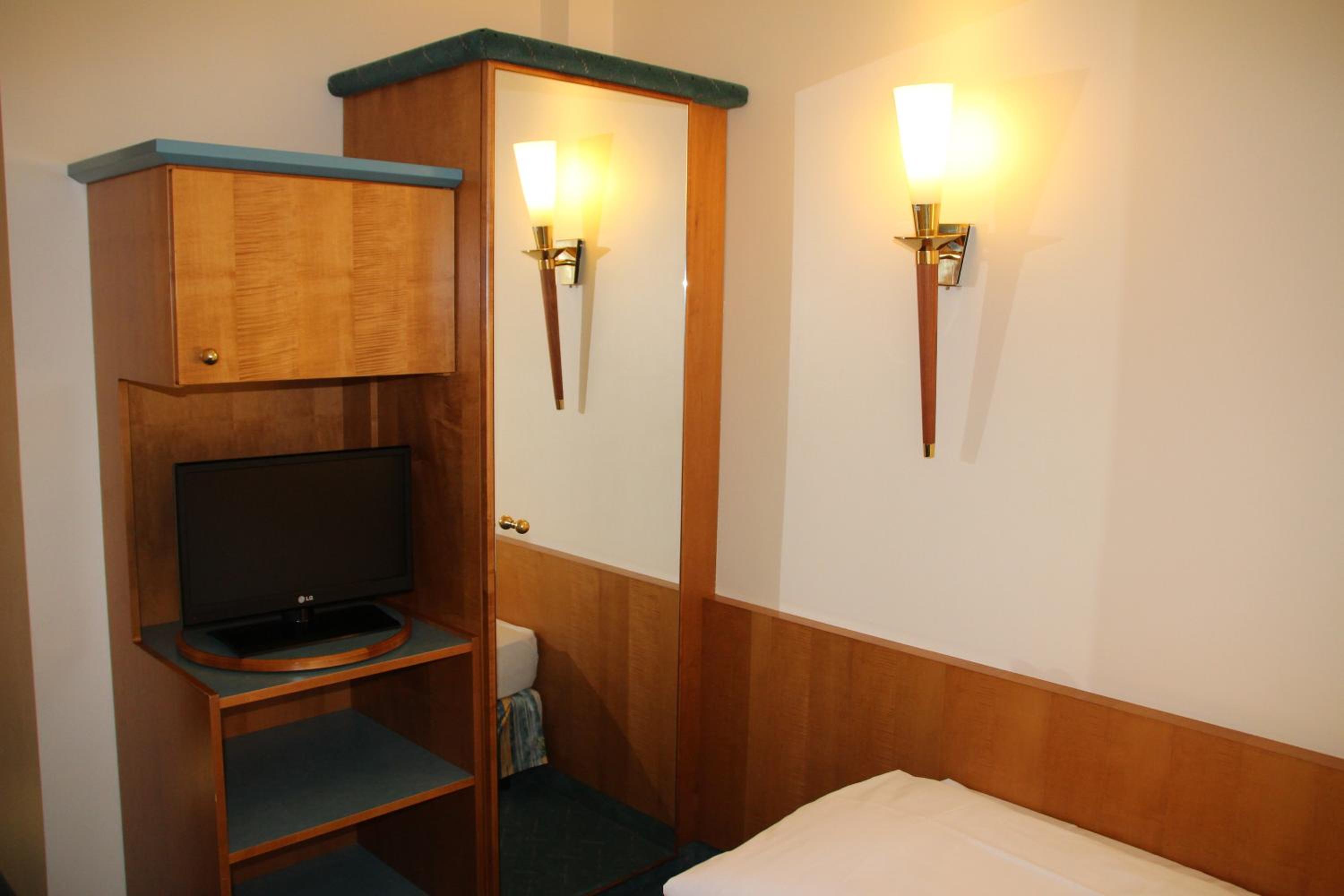 Single Room photo 1