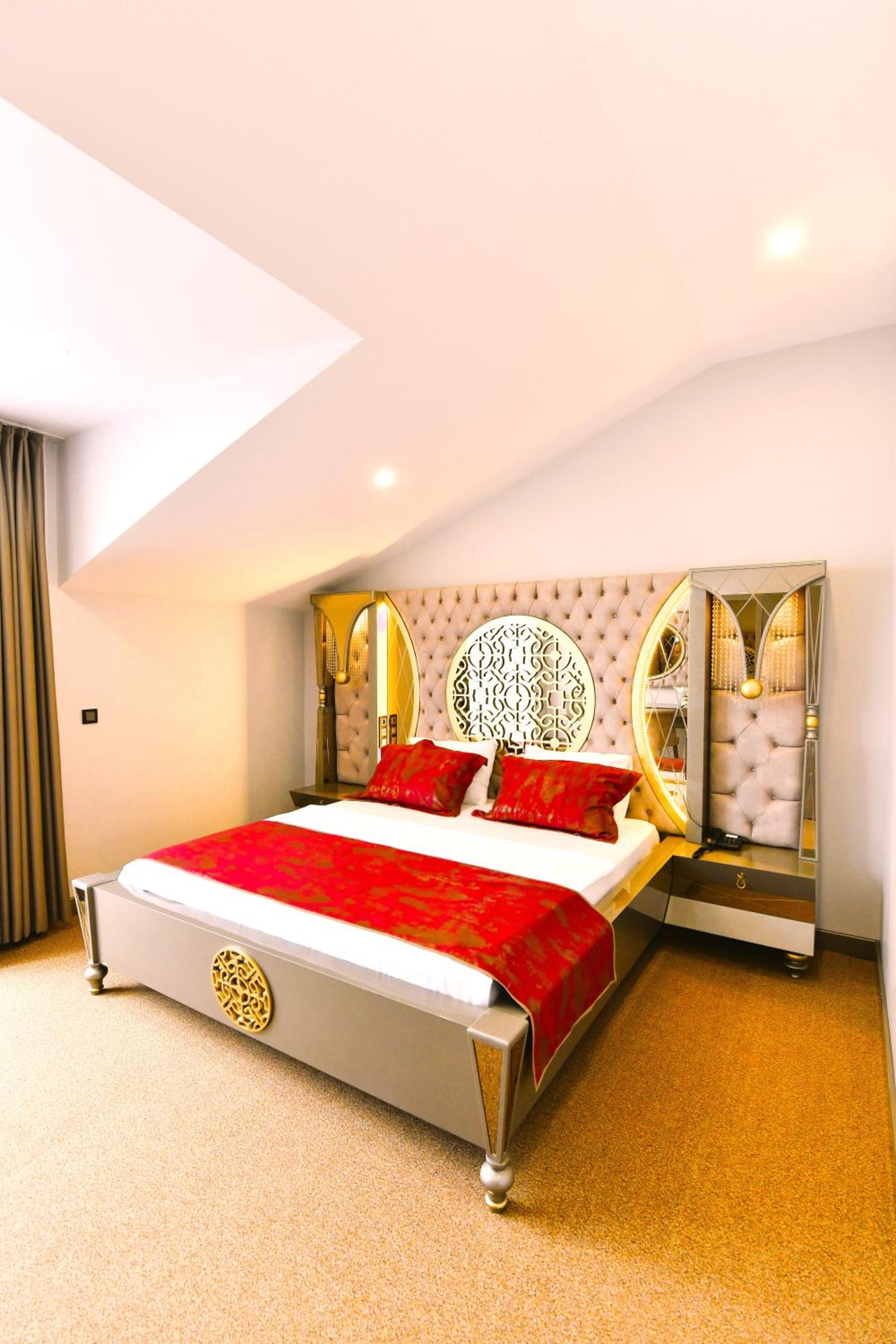 Executive Suite photo 1