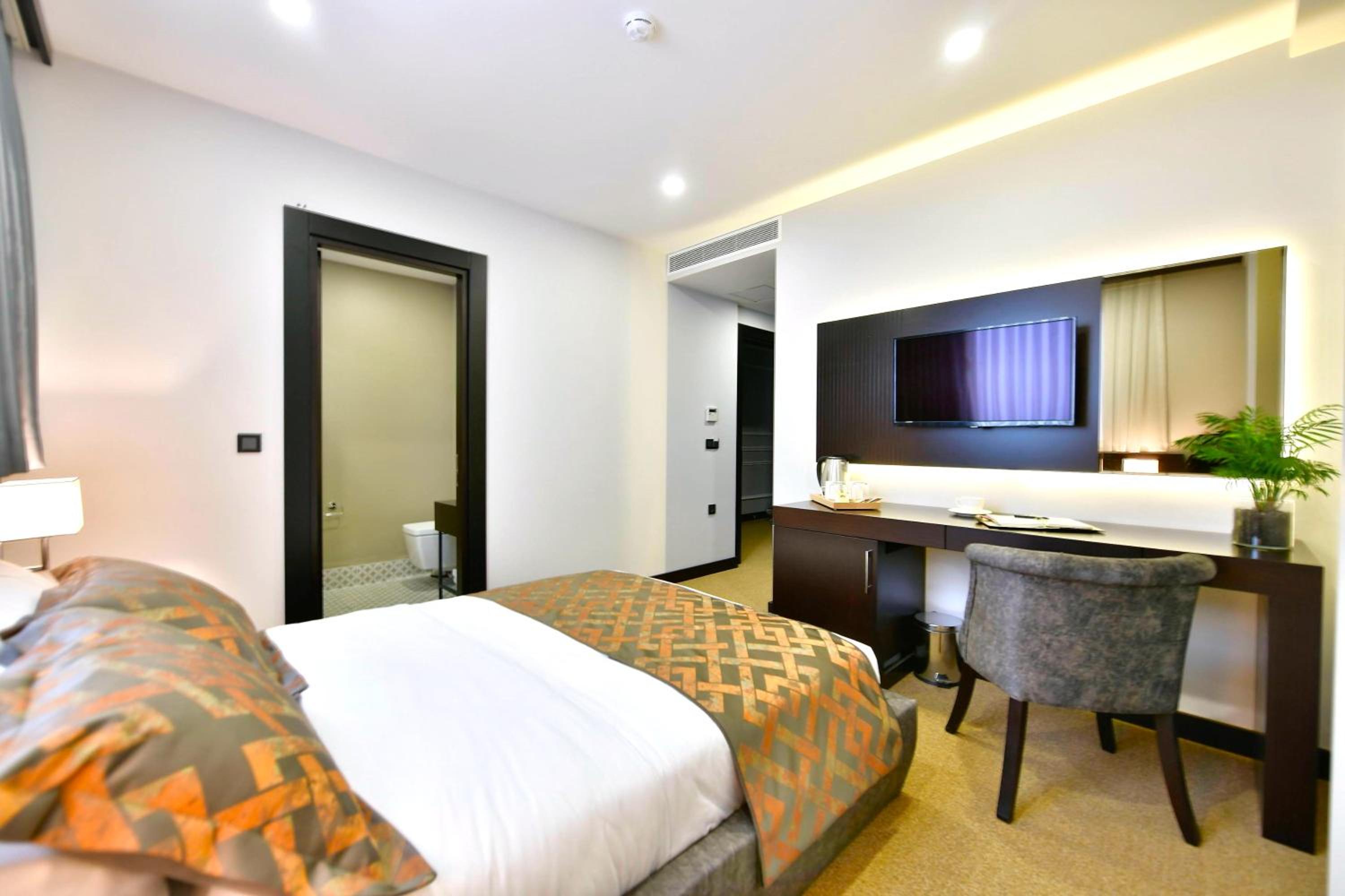Standard Double Room photo 2