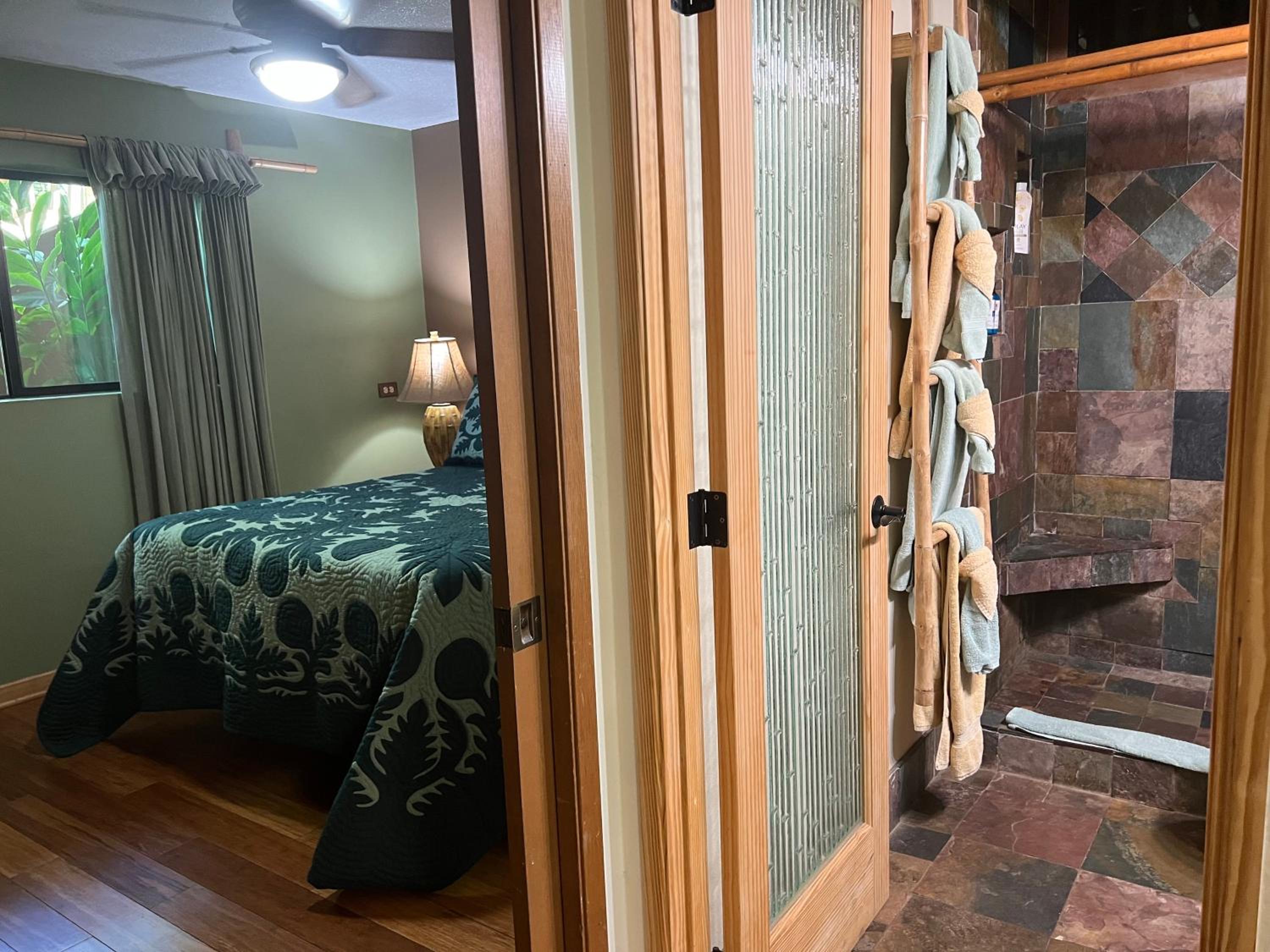 Deluxe One-Bedroom Suite - Photo 3
