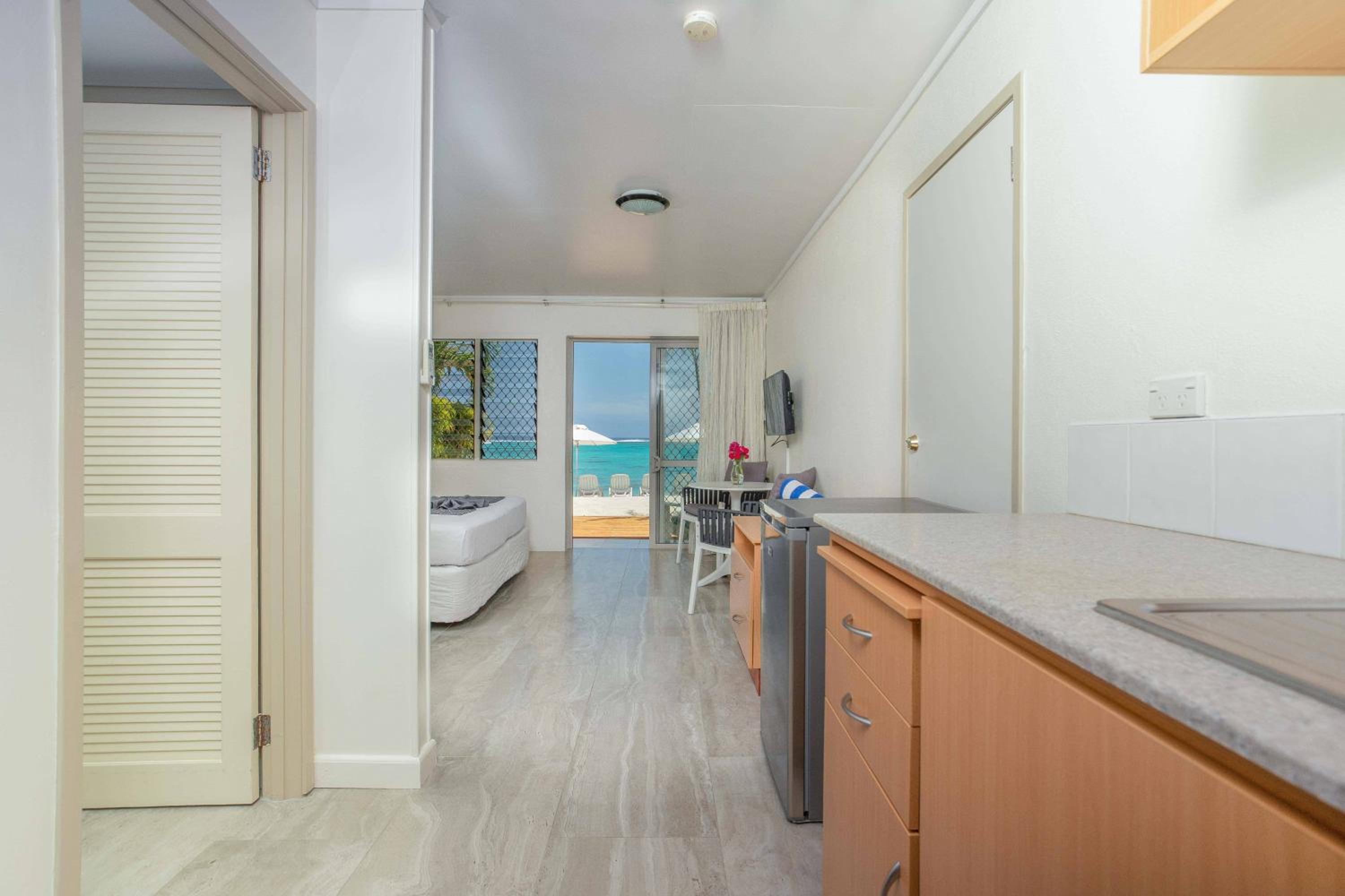 Beachfront Studio photo 3