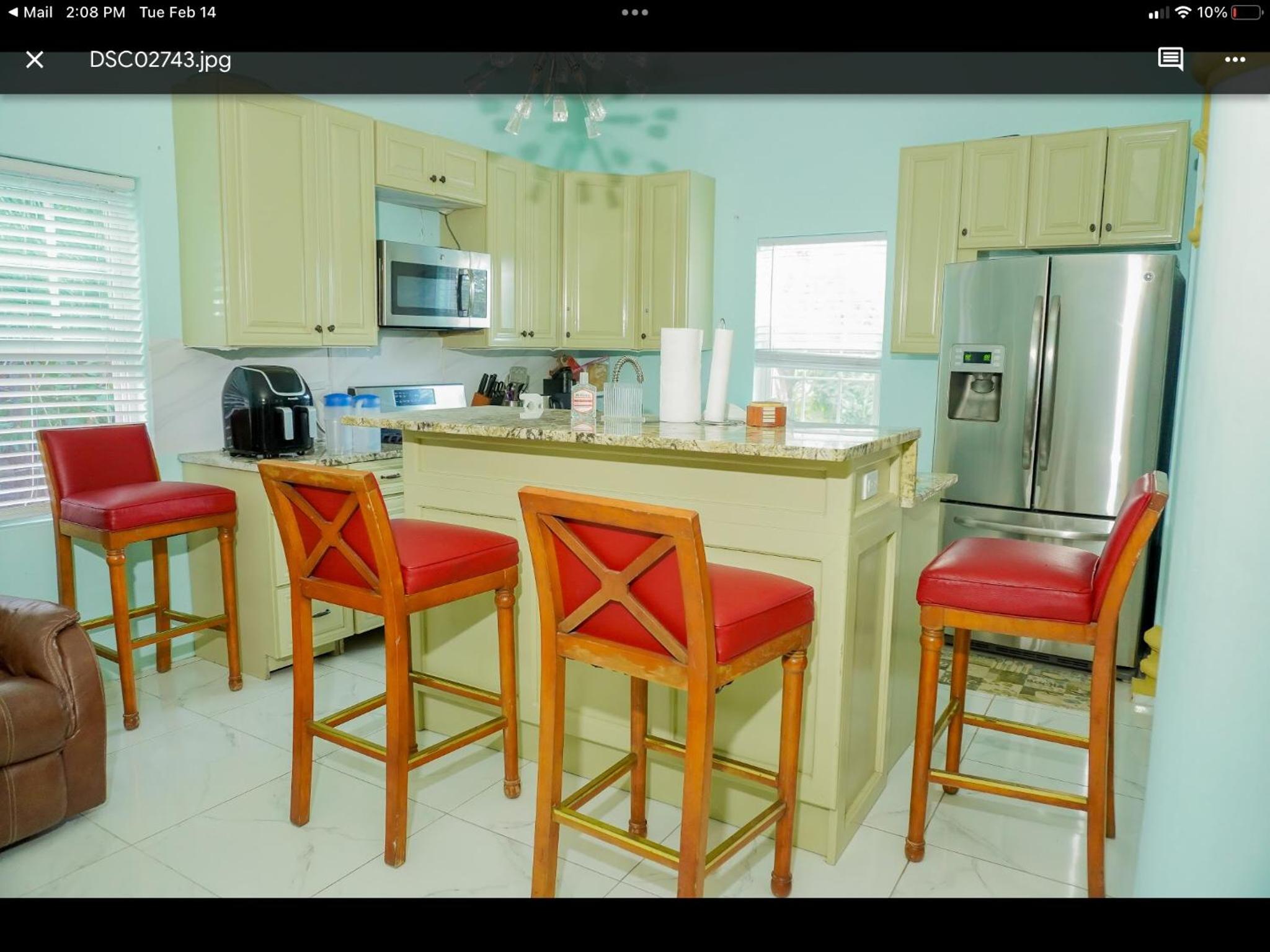 Deluxe Family Room photo 3