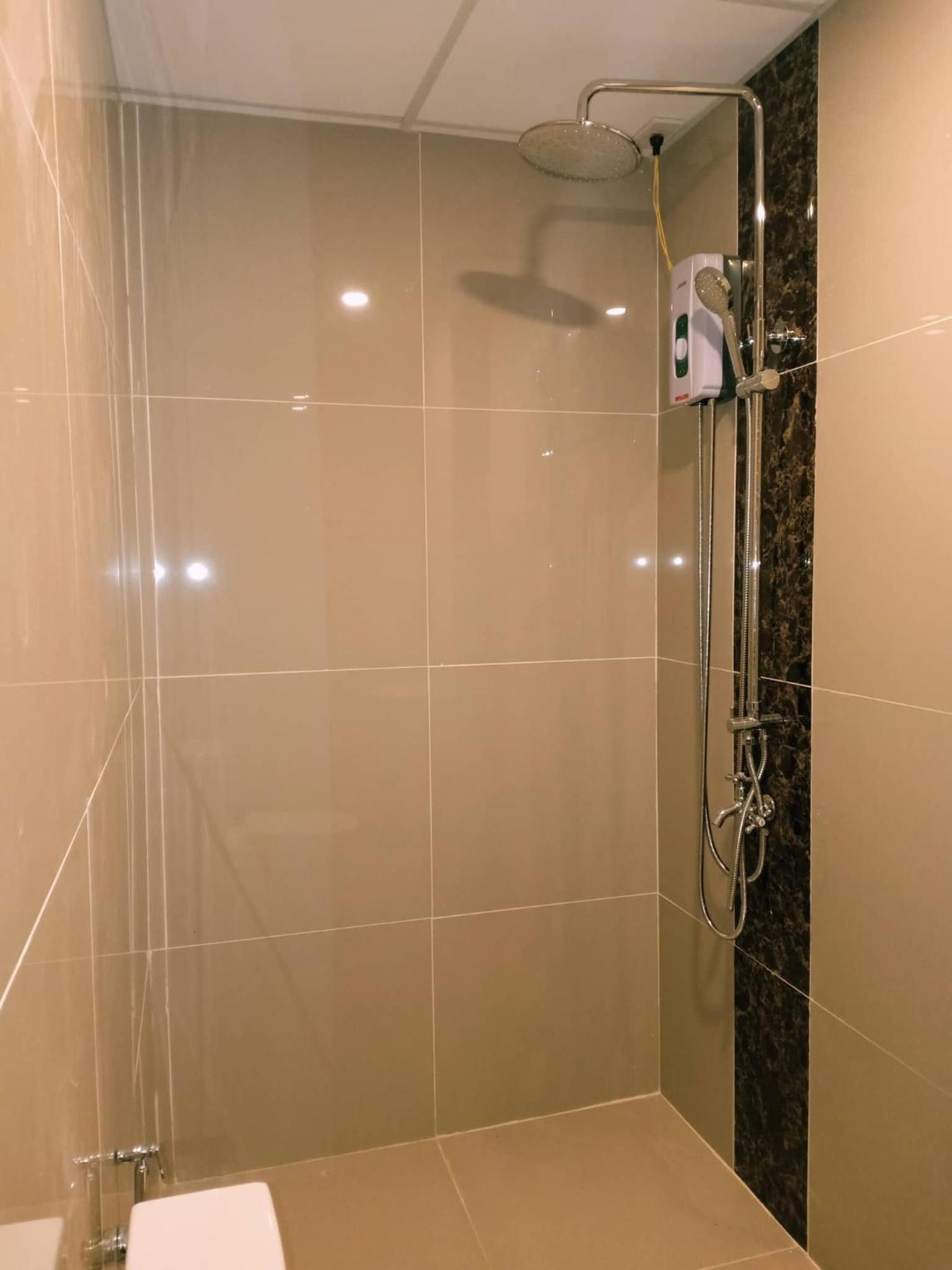 Double Room - Photo 5
