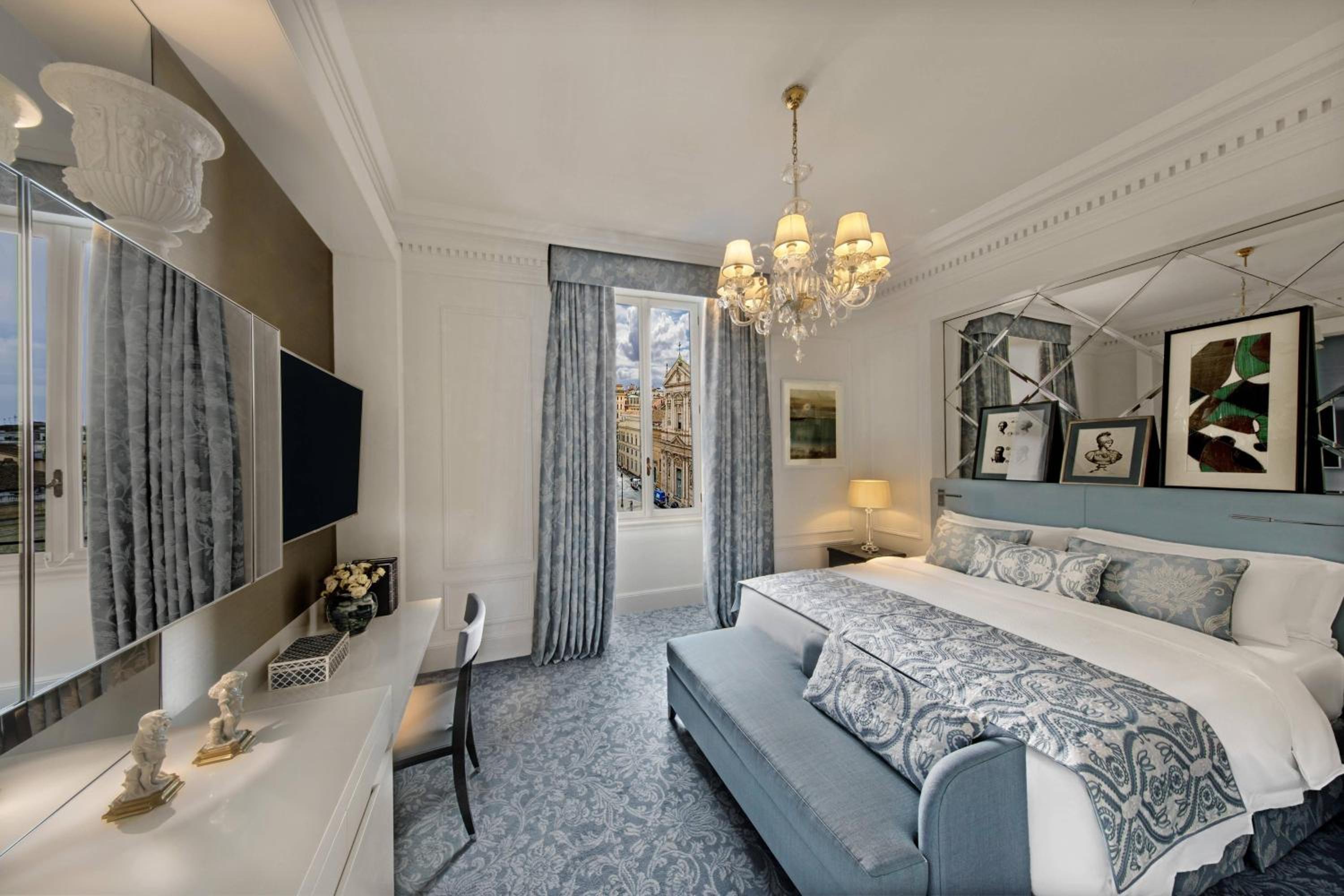 Deluxe Double King, Guest room thumbnail 6