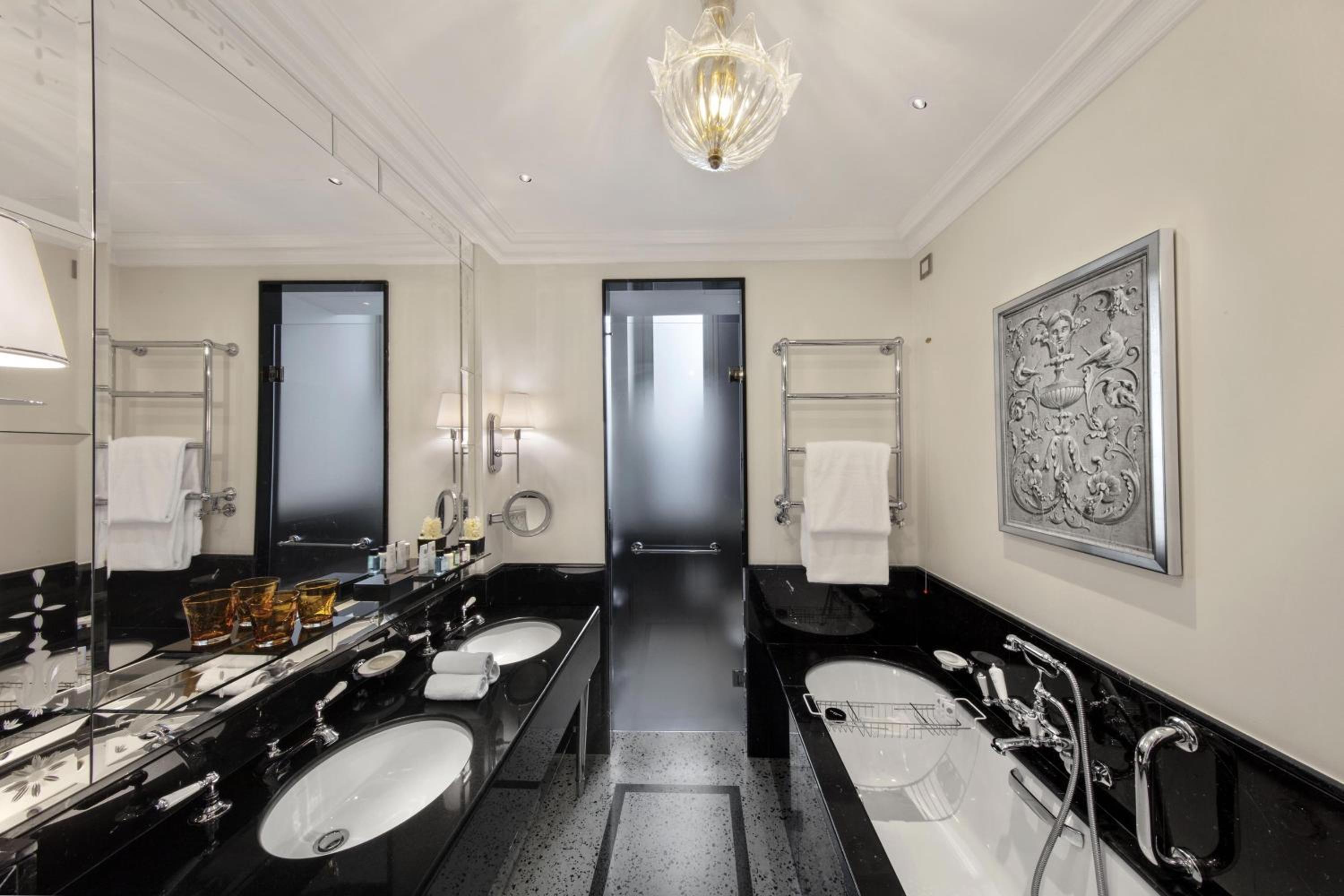 Deluxe Double Twin, Guest room, 2 Twin/Single Bed(s)