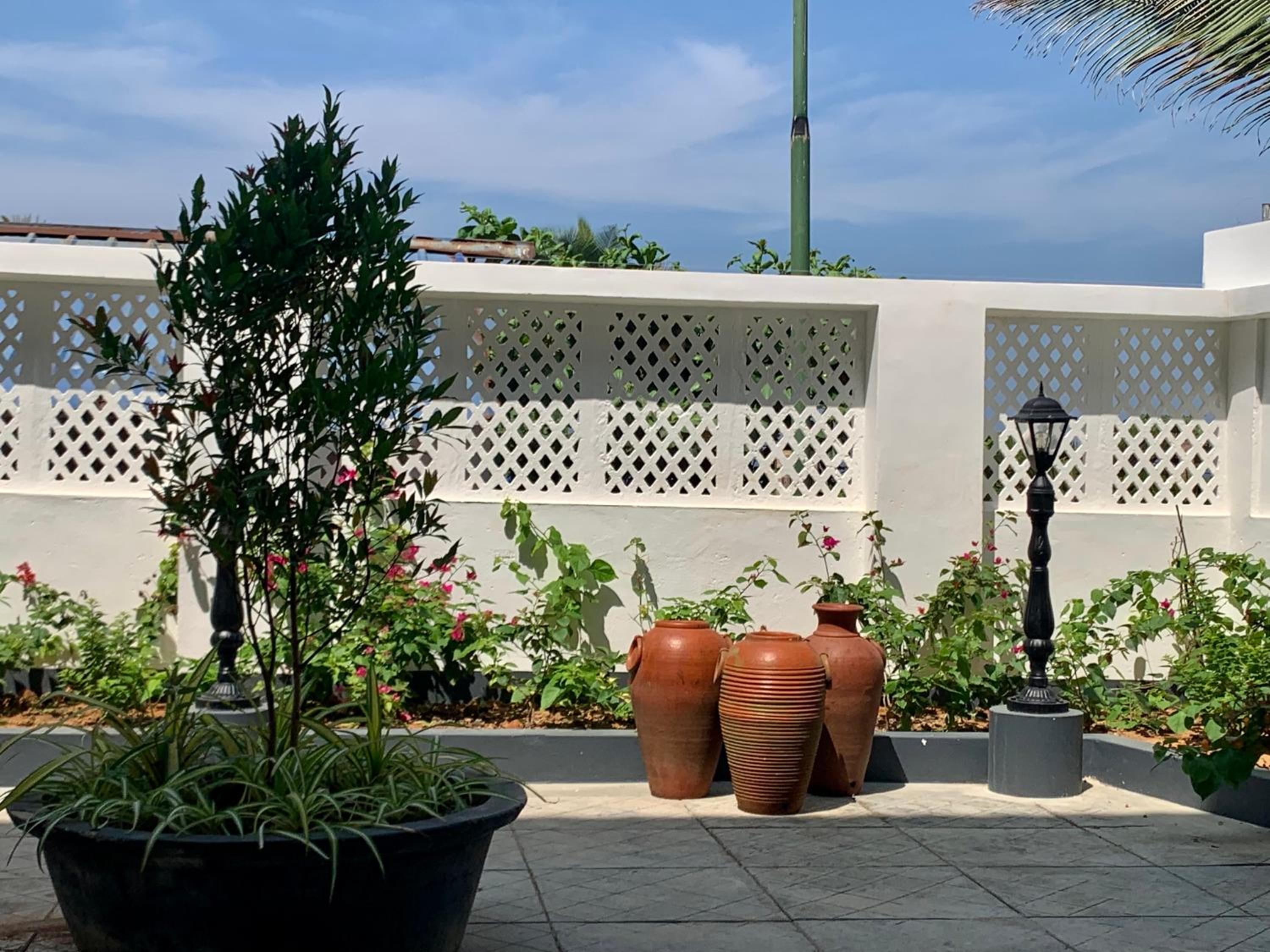 Deluxe Double Room with Balcony and Sea View photo 3