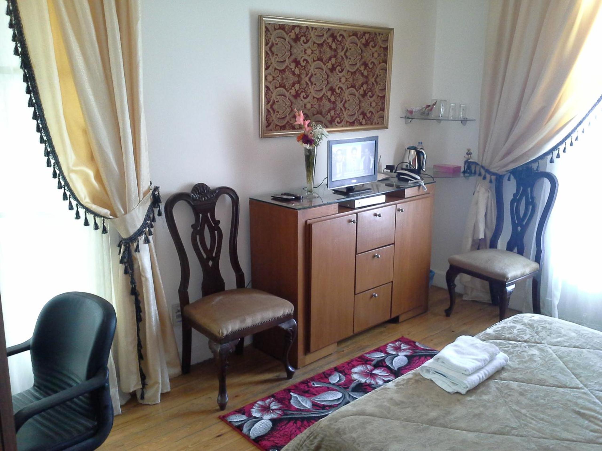 Two-Bedroom Apartment photo 2