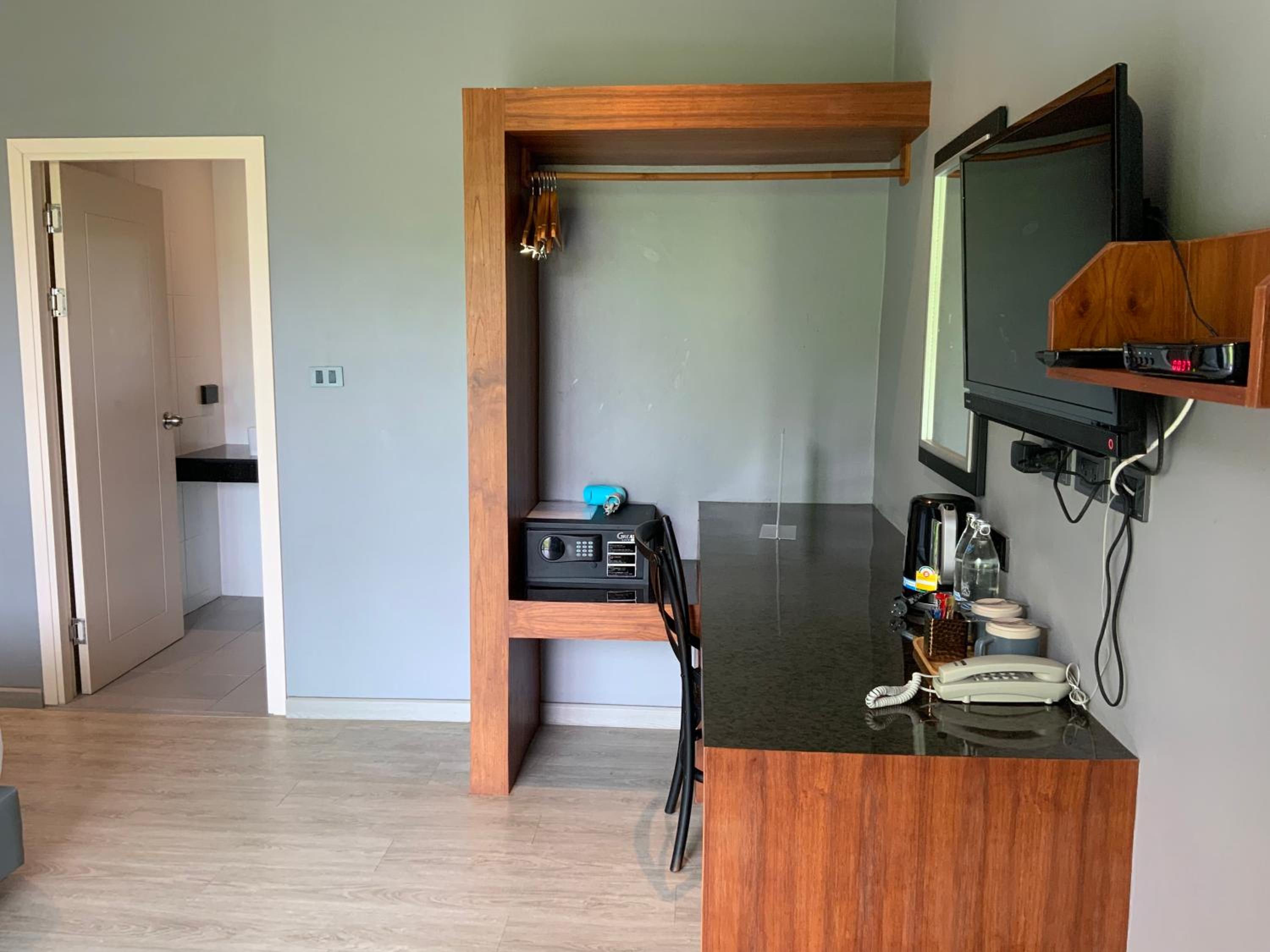 Double Room with Balcony and Sea View photo 1