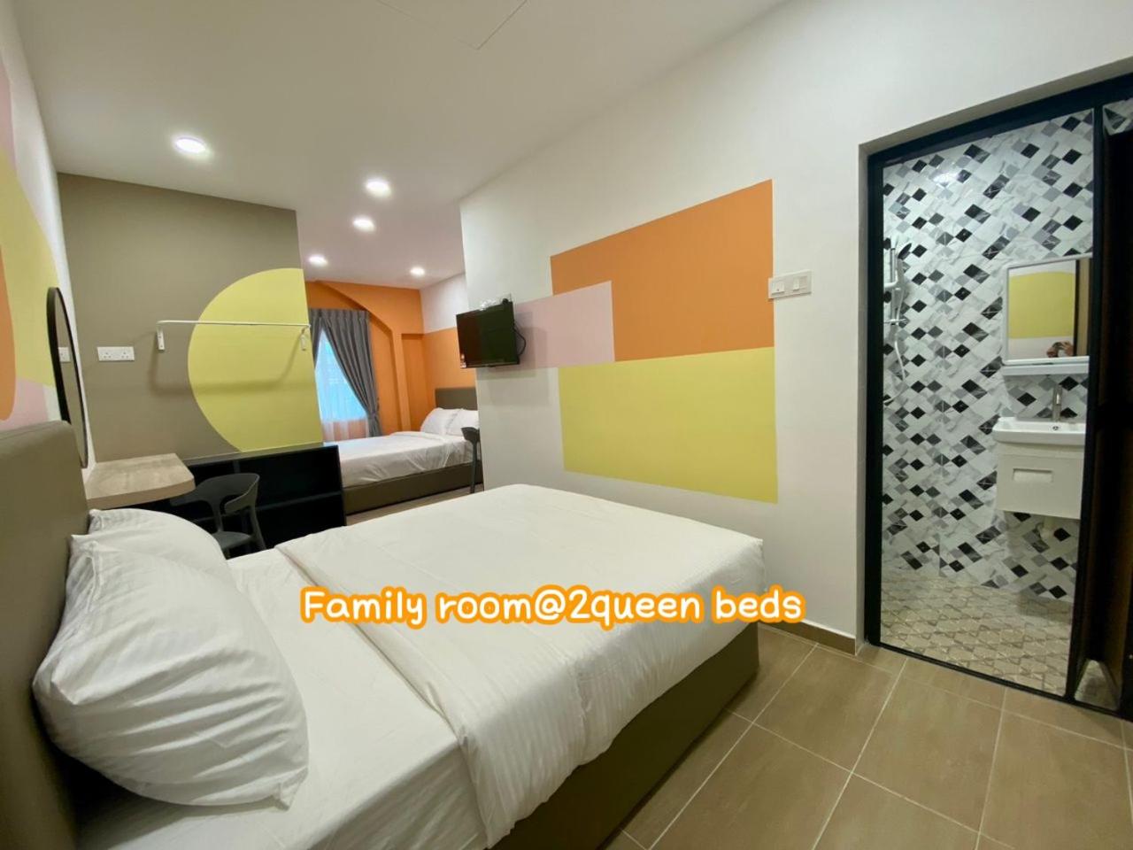 Family Room - Photo 13