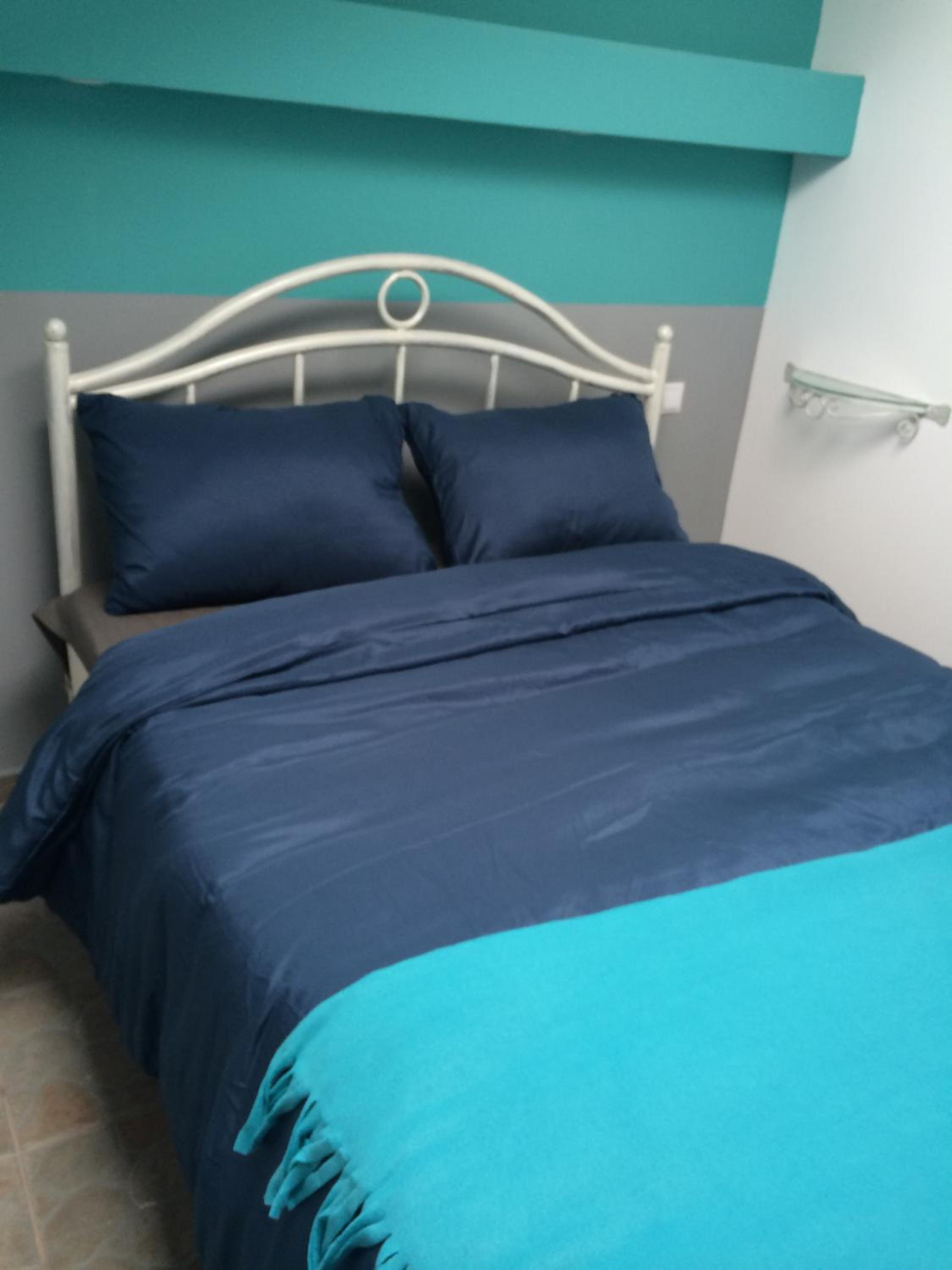 Double Room with Private Bathroom - Photo 14