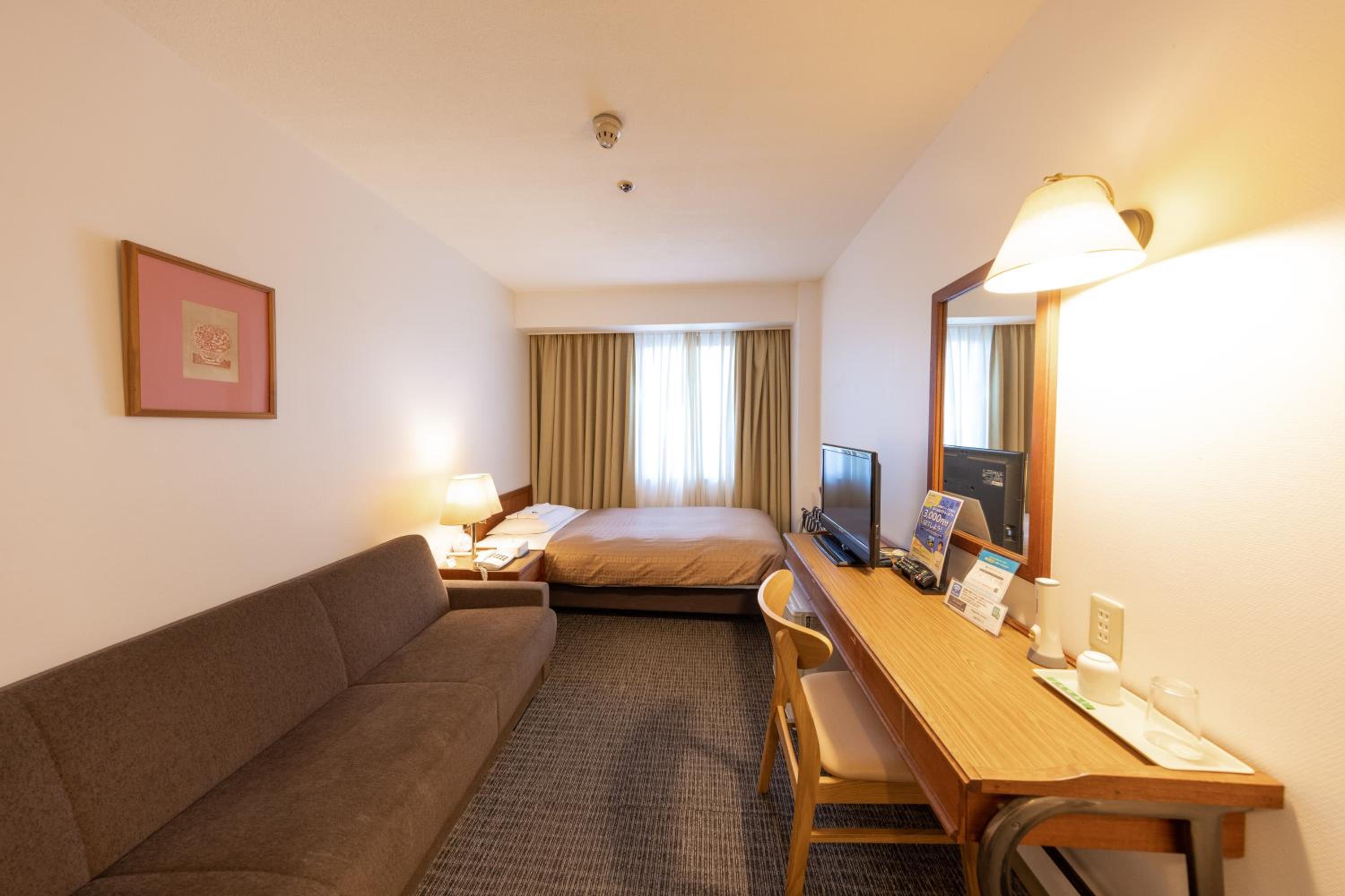 Single Room - Non-Smoking photo 2